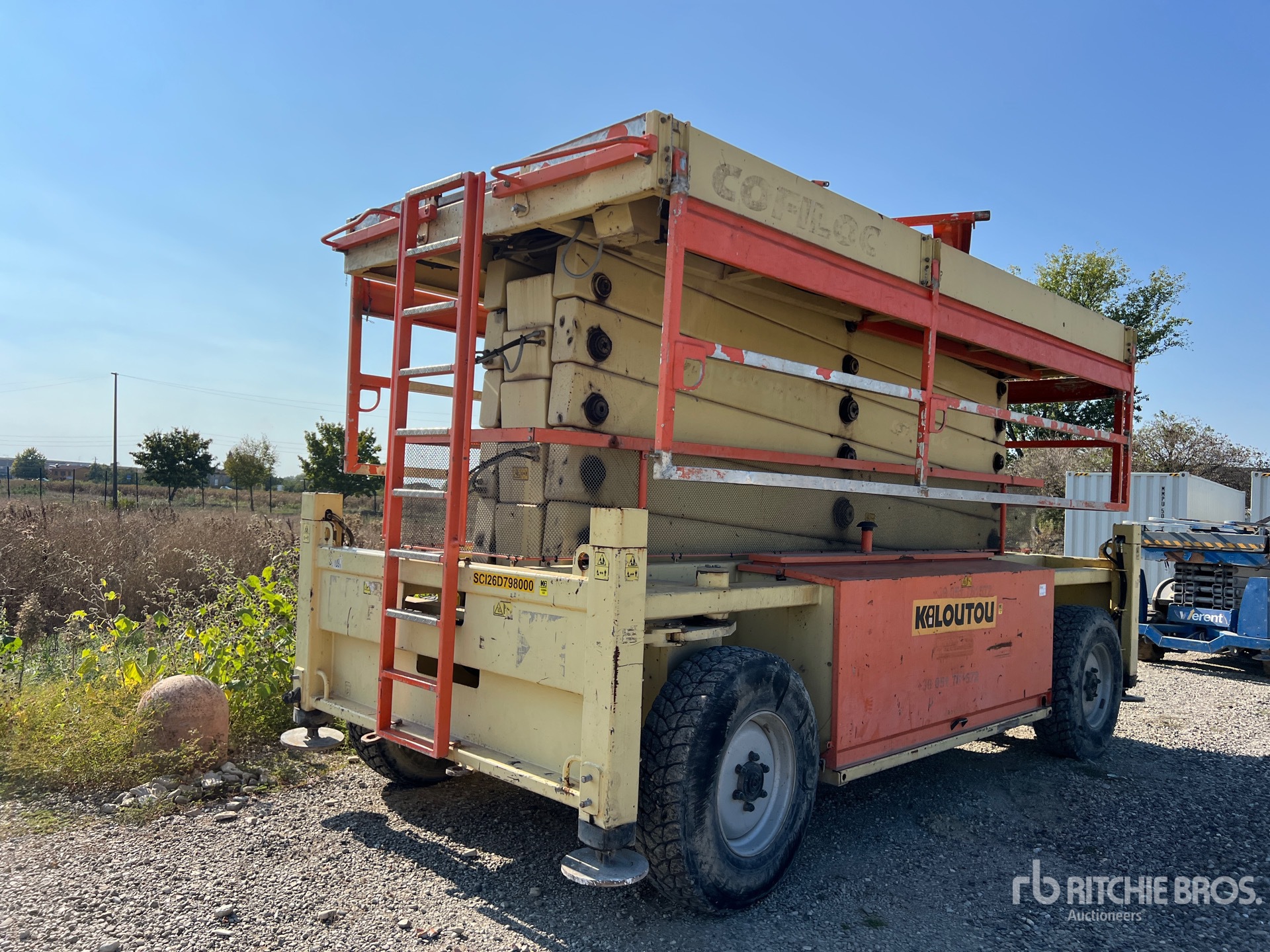 2008 JLG 245-25