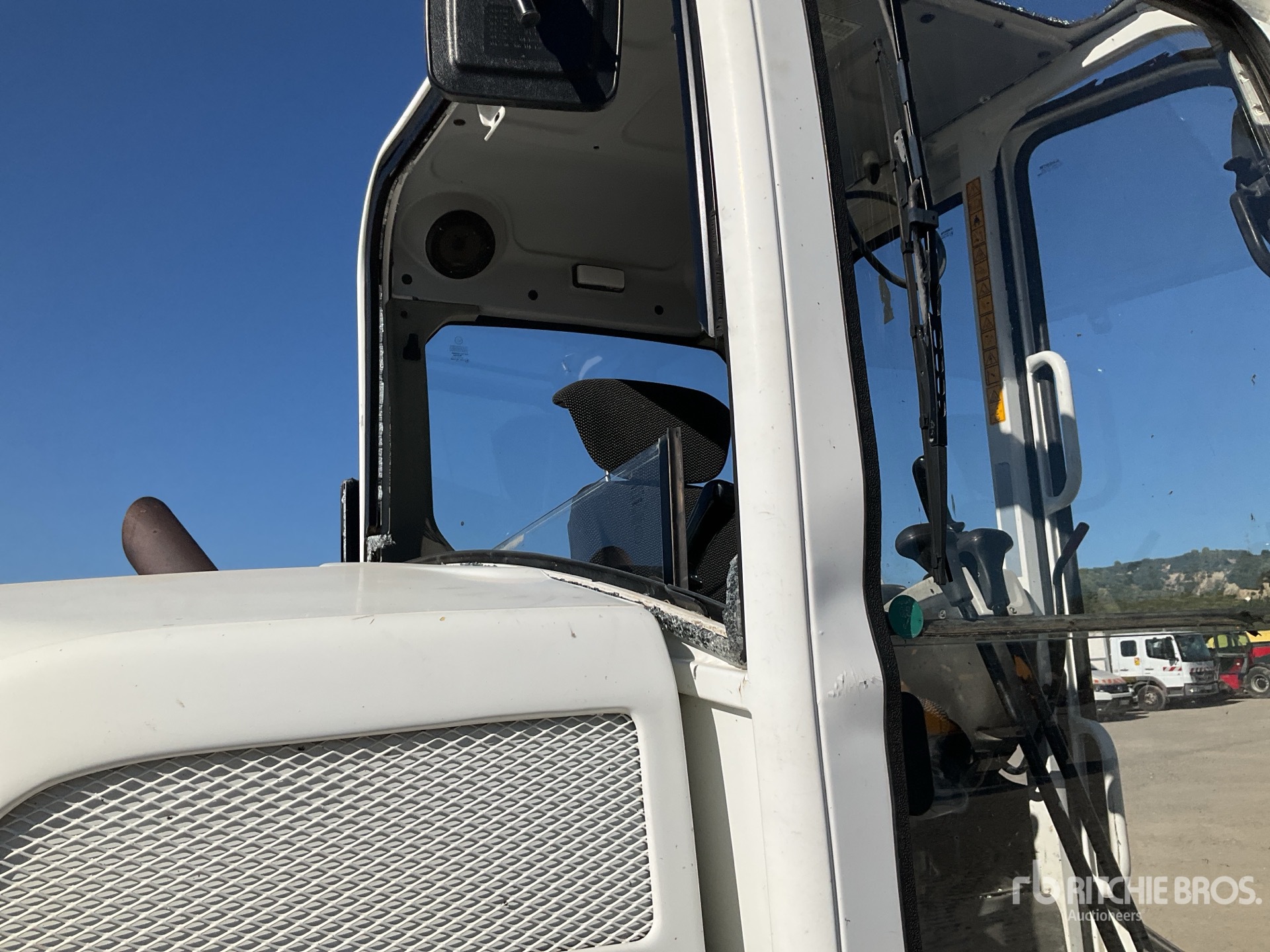 2017 Wacker Neuson EZ53