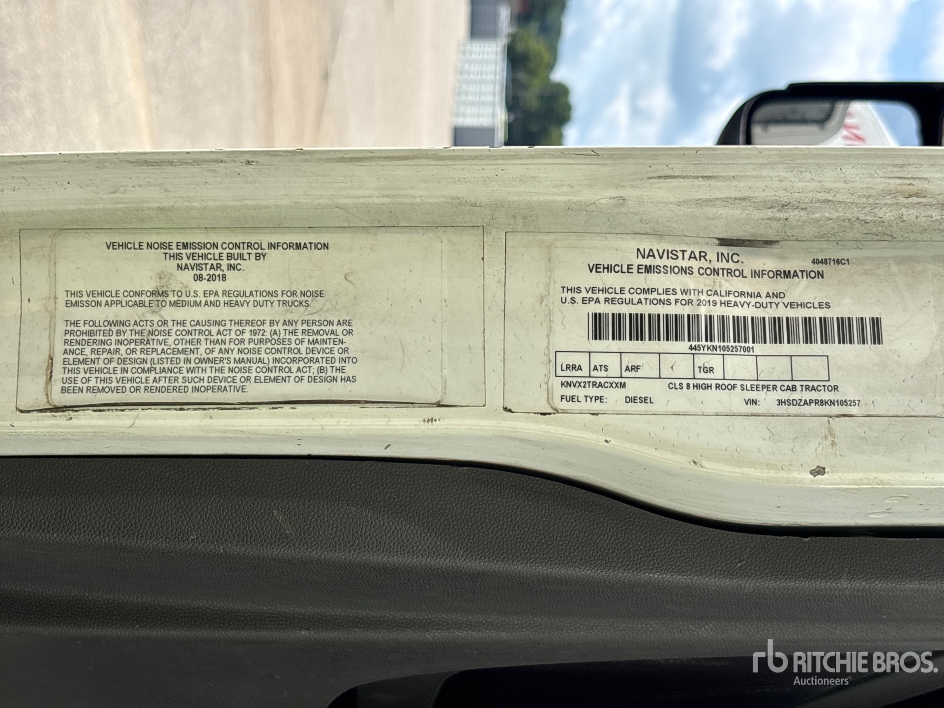 2019 International LT625