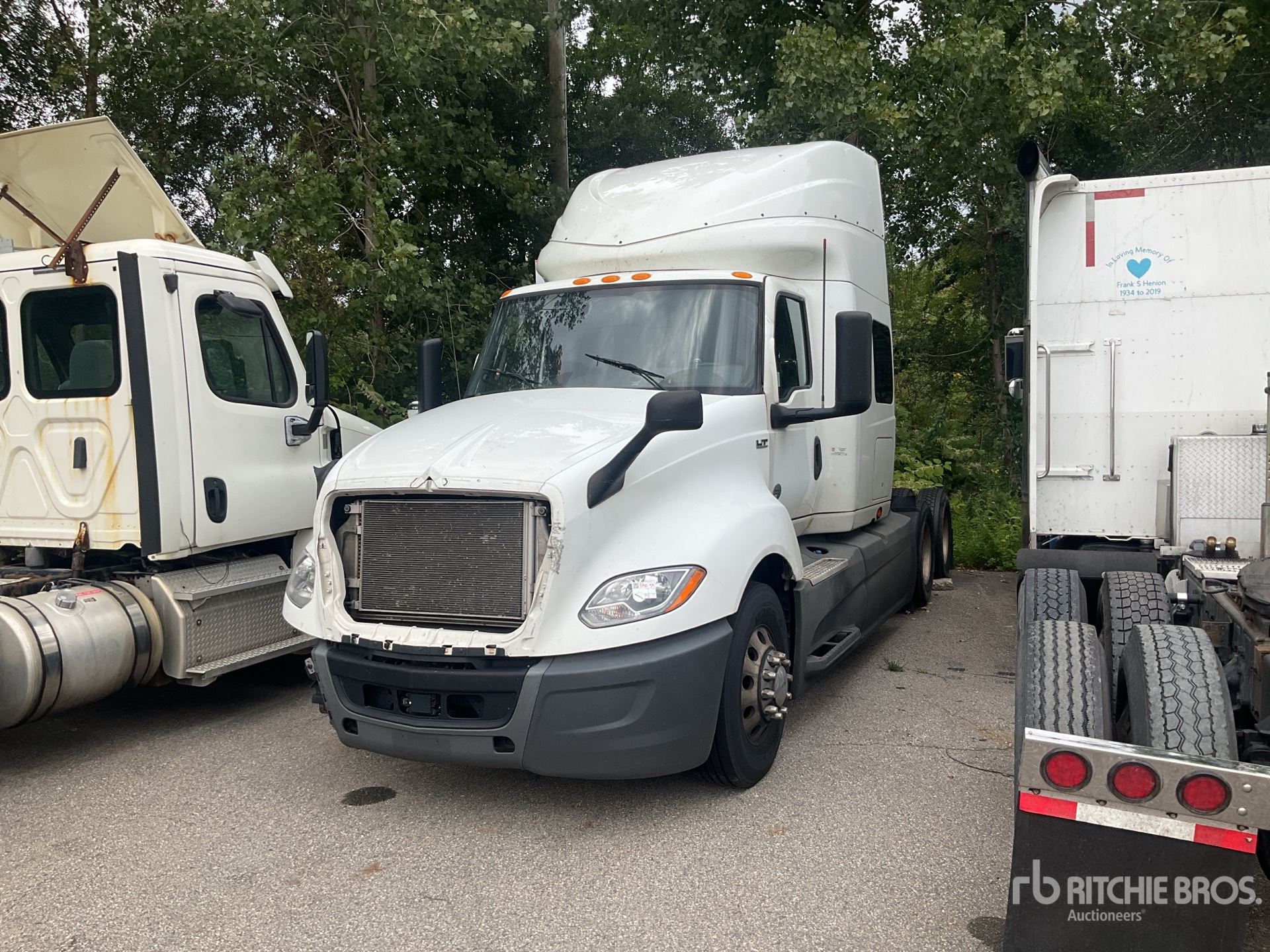 2019 International LT625