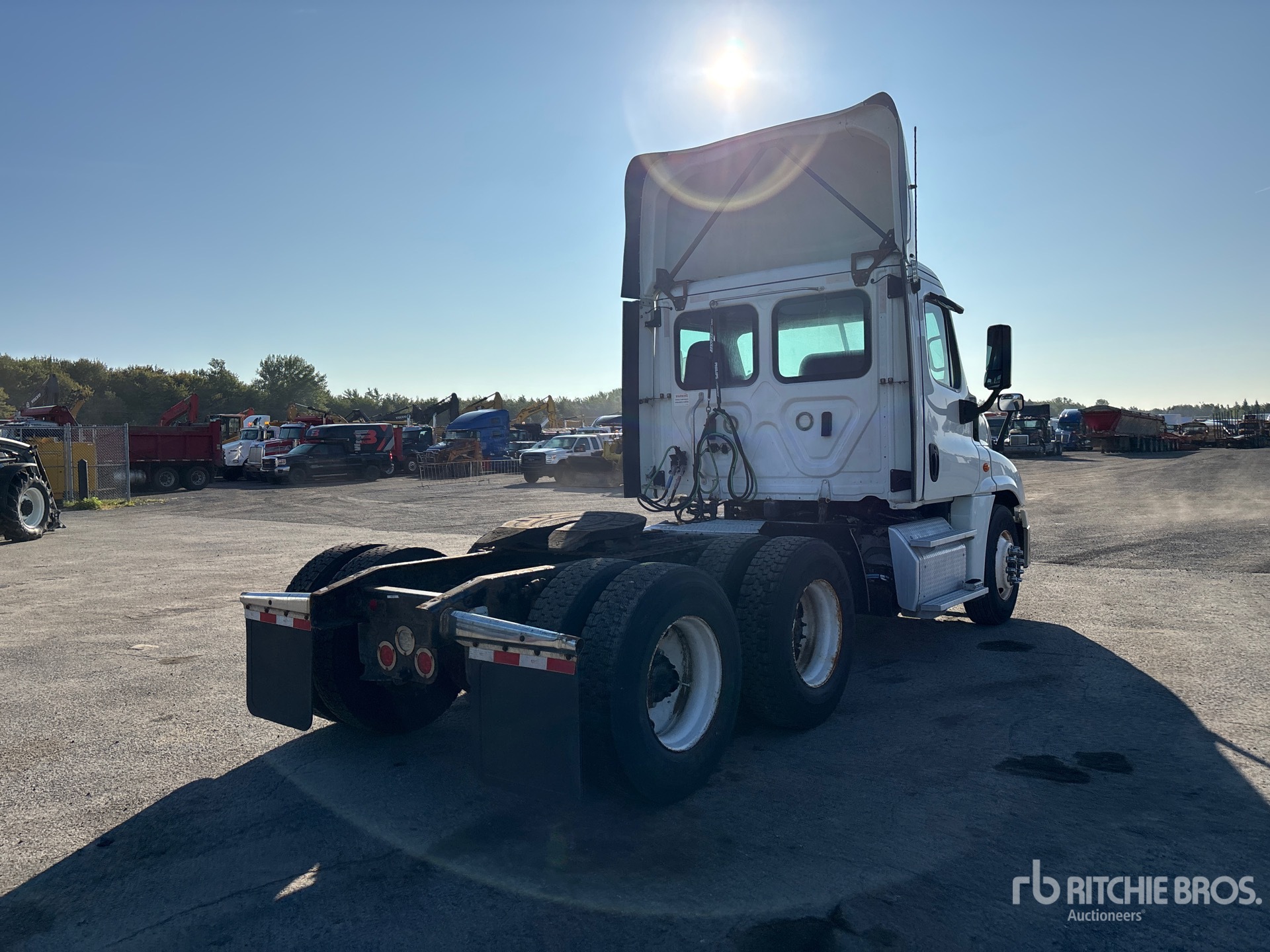2019 Freightliner CASCADIA 125