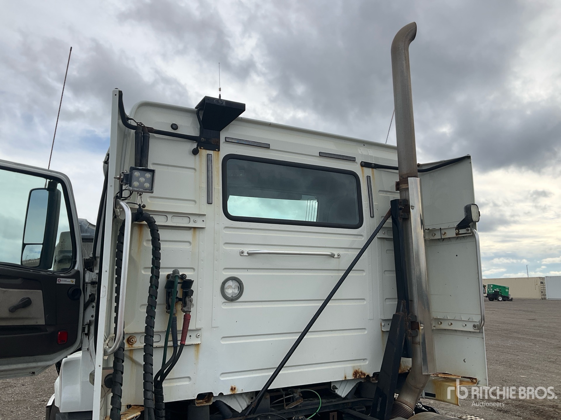 2018 Volvo VNL