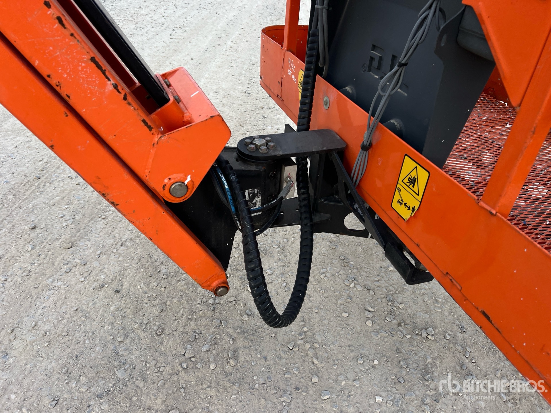 2015 JLG 450AJ SERIES LL