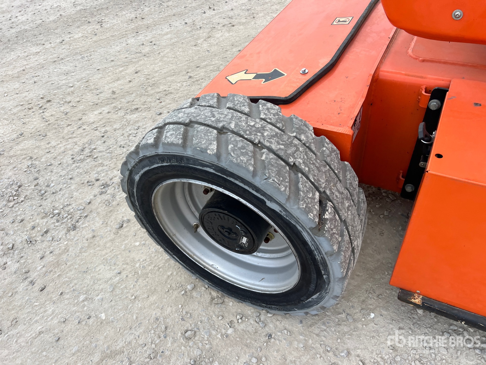 2015 JLG 450AJ SERIES LL