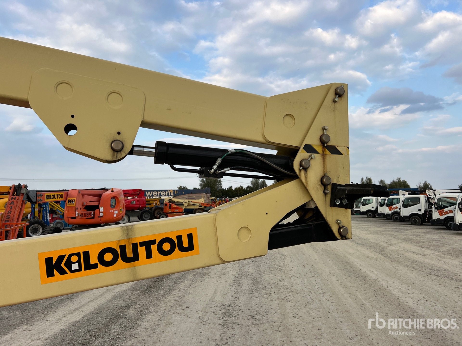 2015 JLG 450AJ SERIES LL