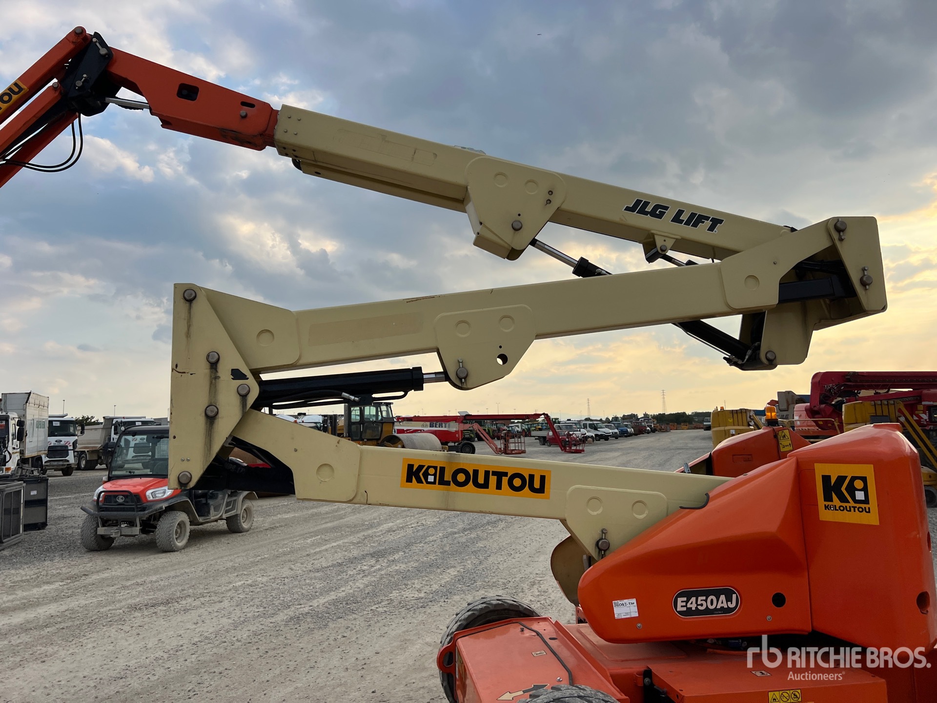 2015 JLG 450AJ SERIES LL