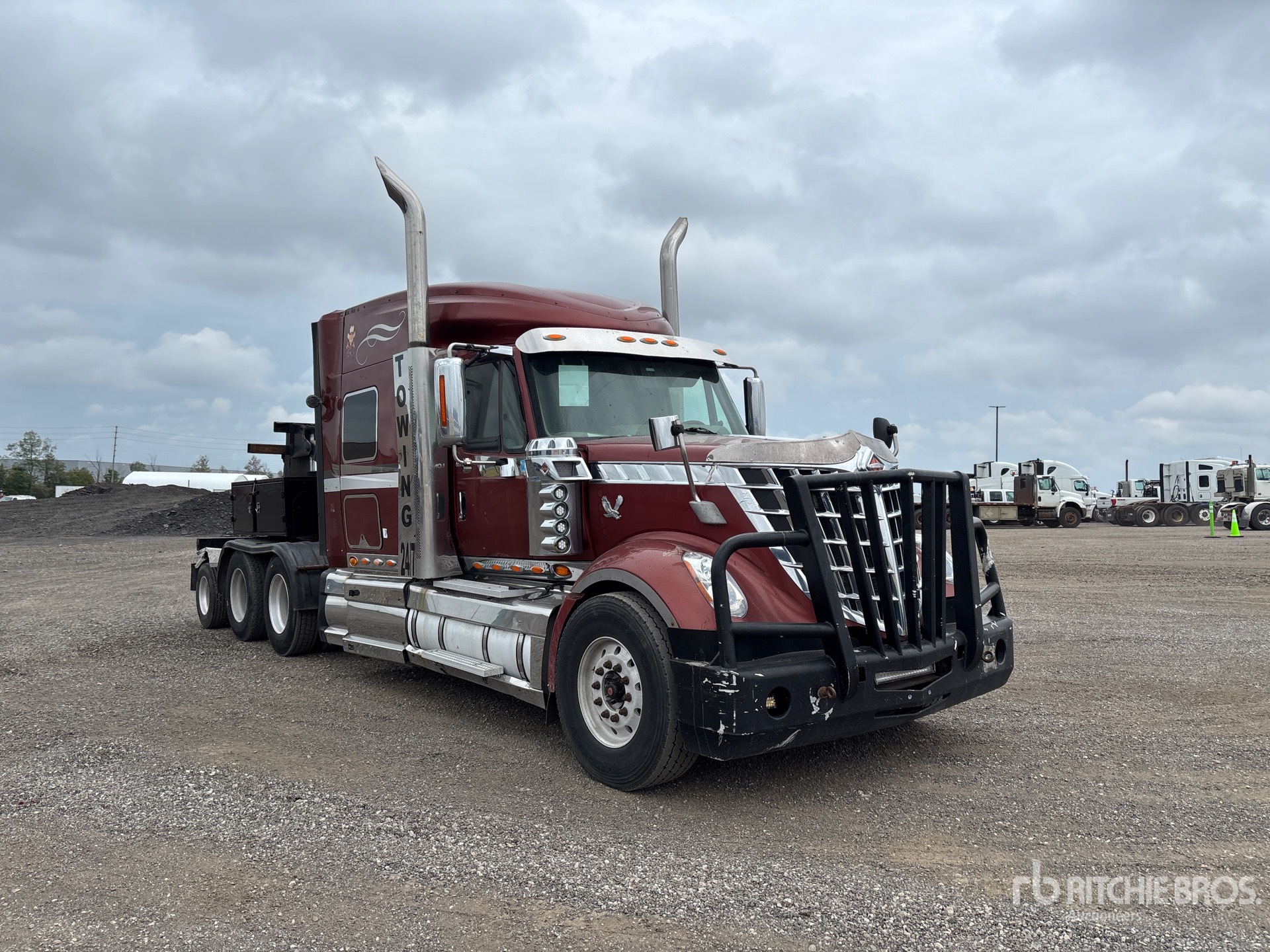 2010 International LONESTAR