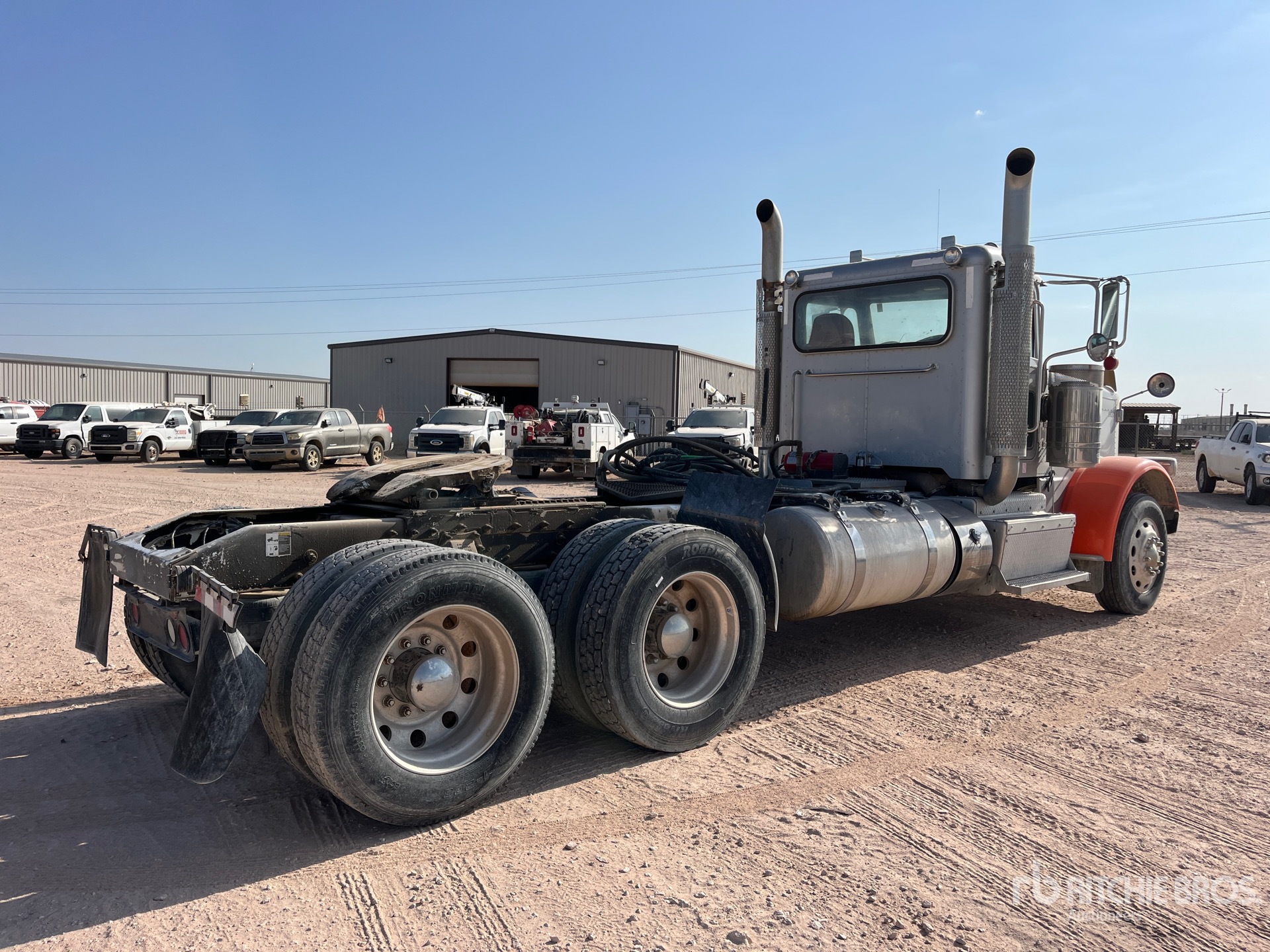 2015 Peterbilt 389