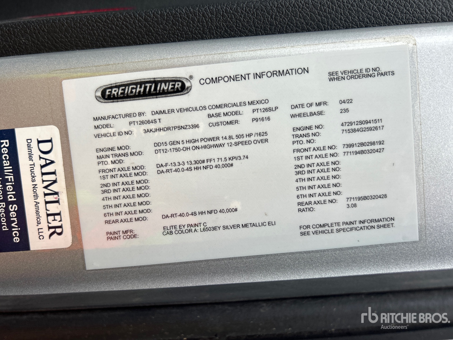 2023 Freightliner CASCADIA 126