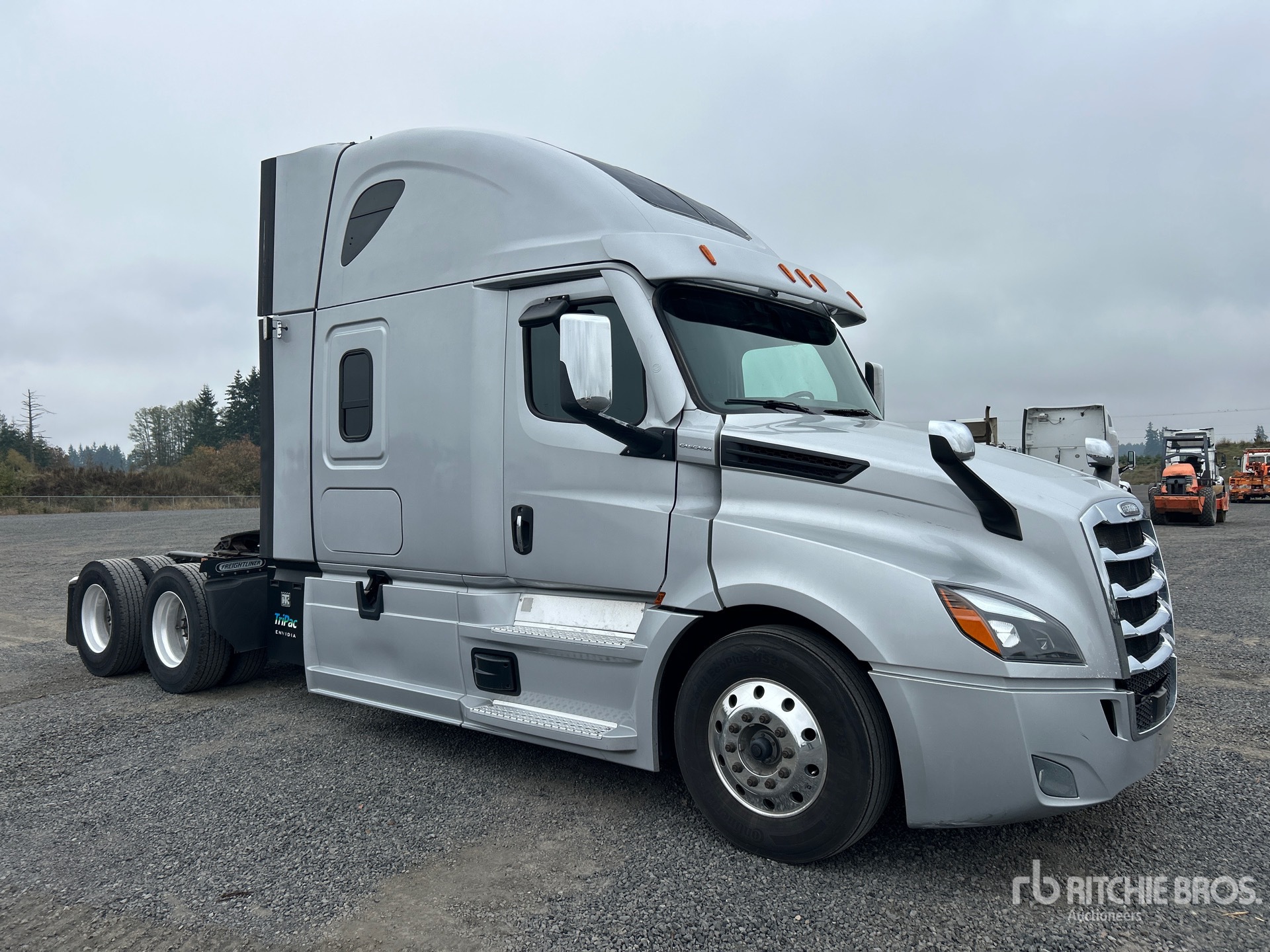 2023 Freightliner CASCADIA 126