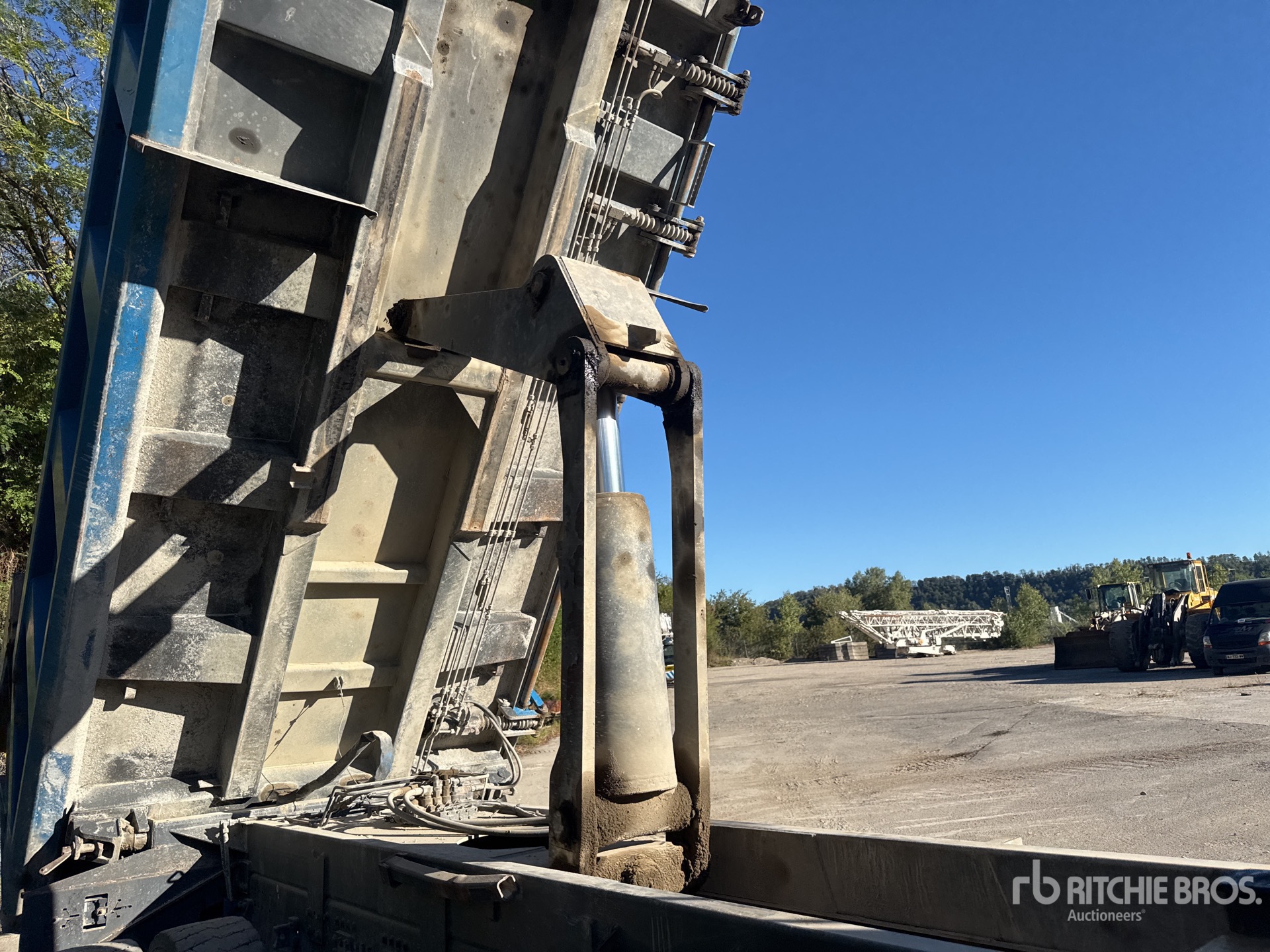 2012 Volvo FMX460