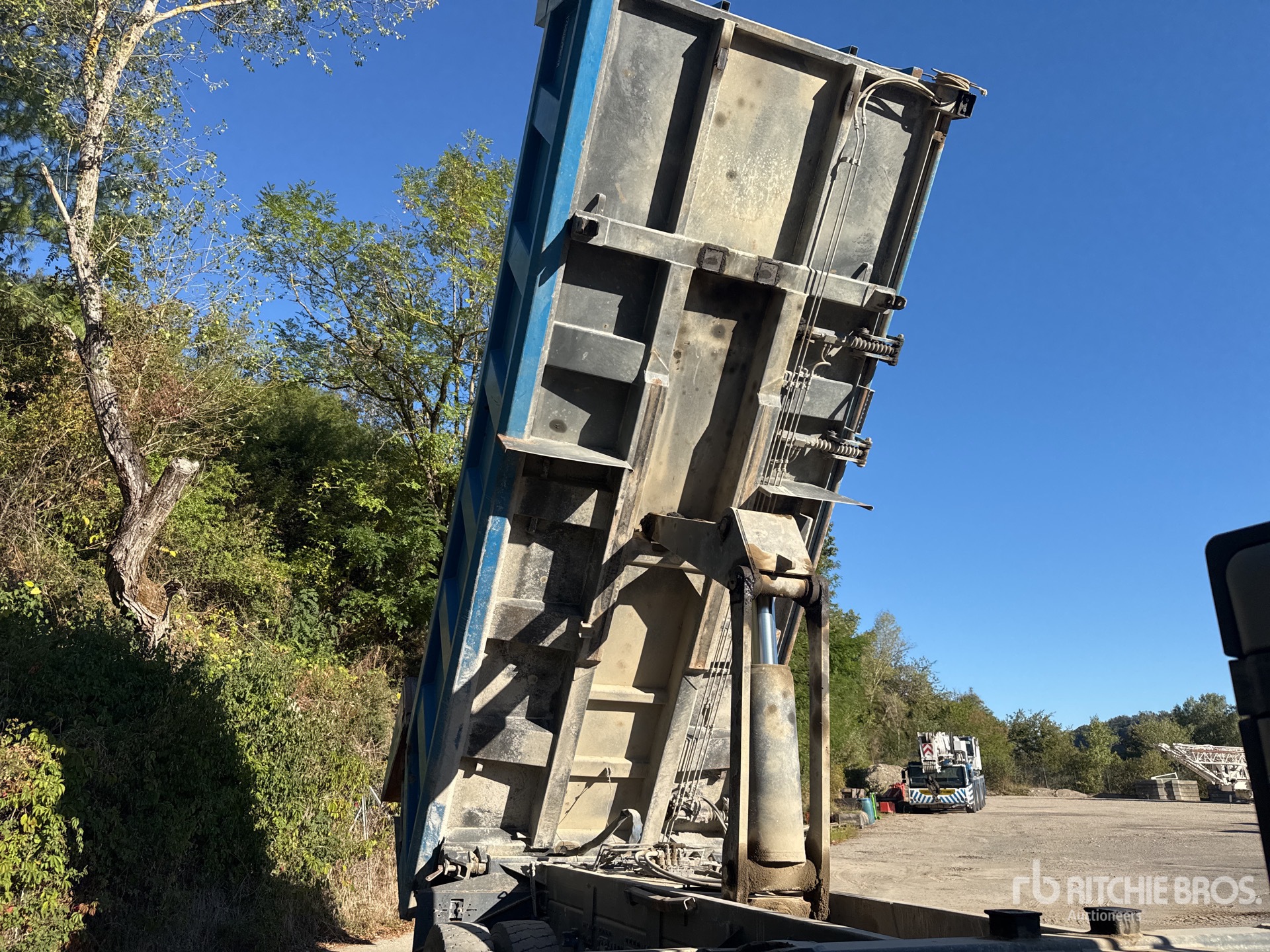 2012 Volvo FMX460