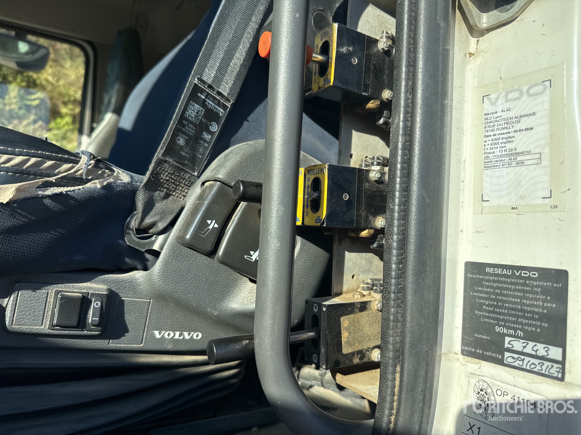 2012 Volvo FMX460