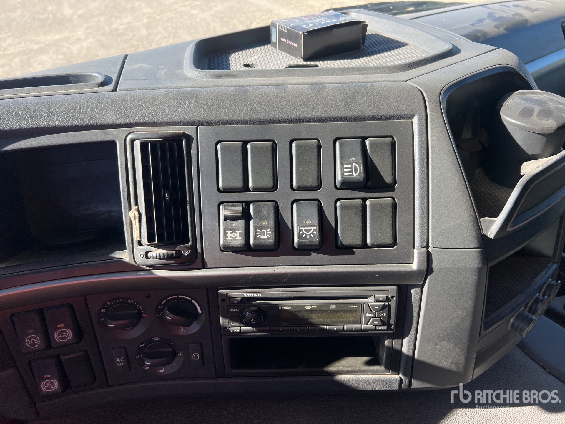 2013 Volvo FMX460