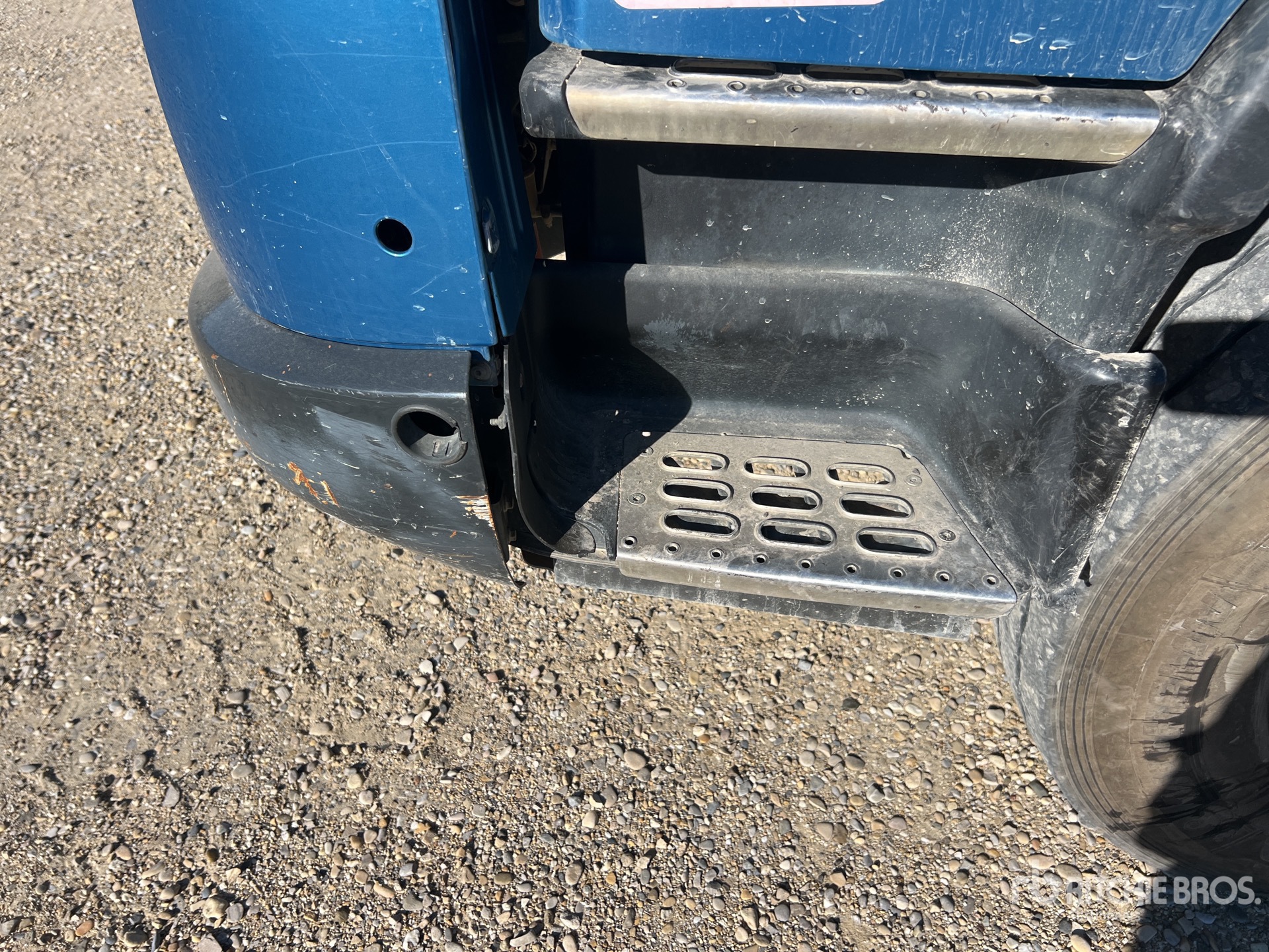 2013 Volvo FMX460