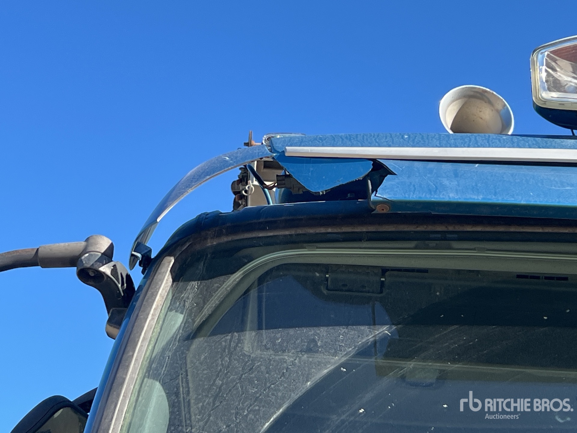 2013 Volvo FMX460