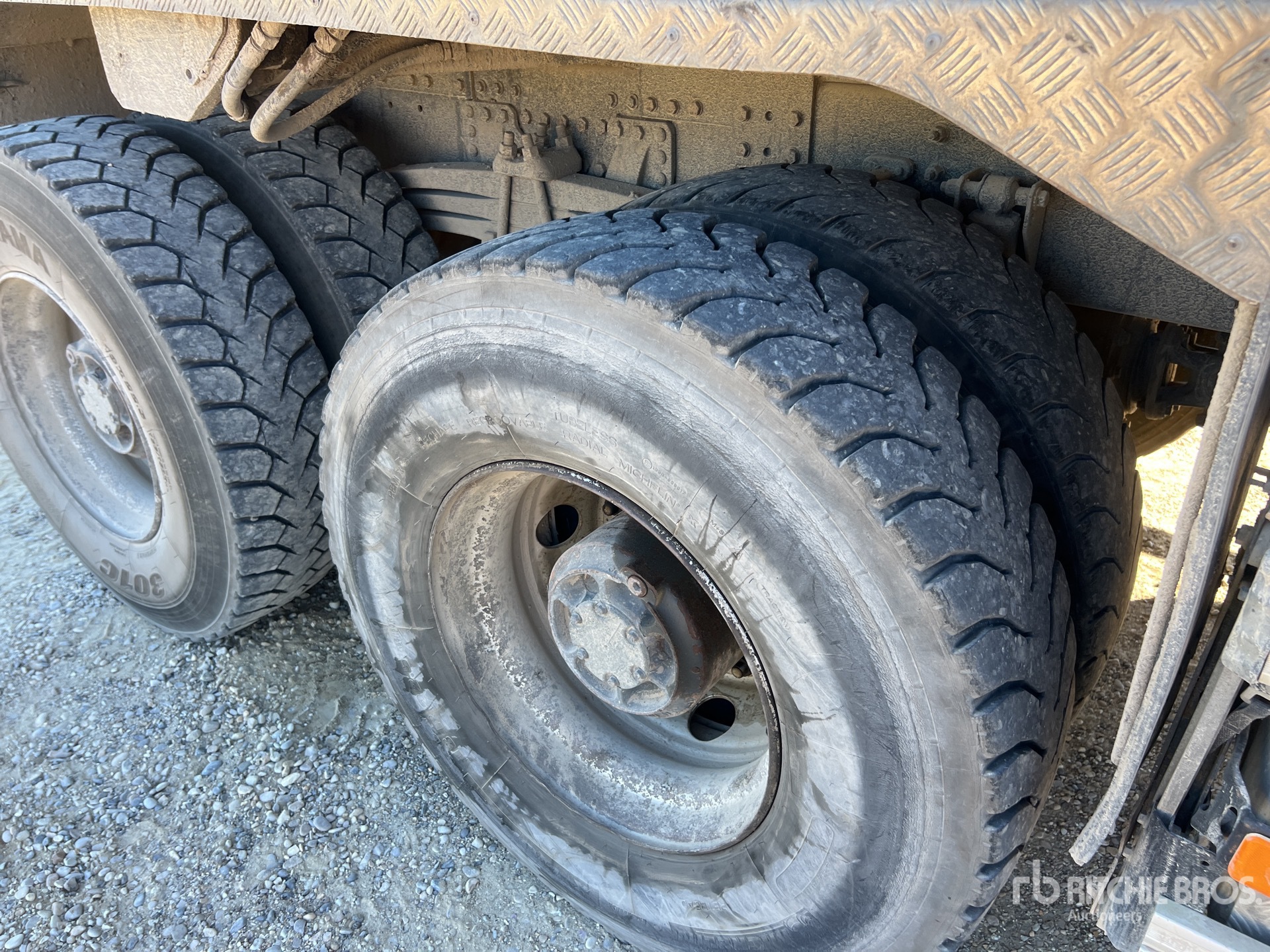2013 Volvo FMX460