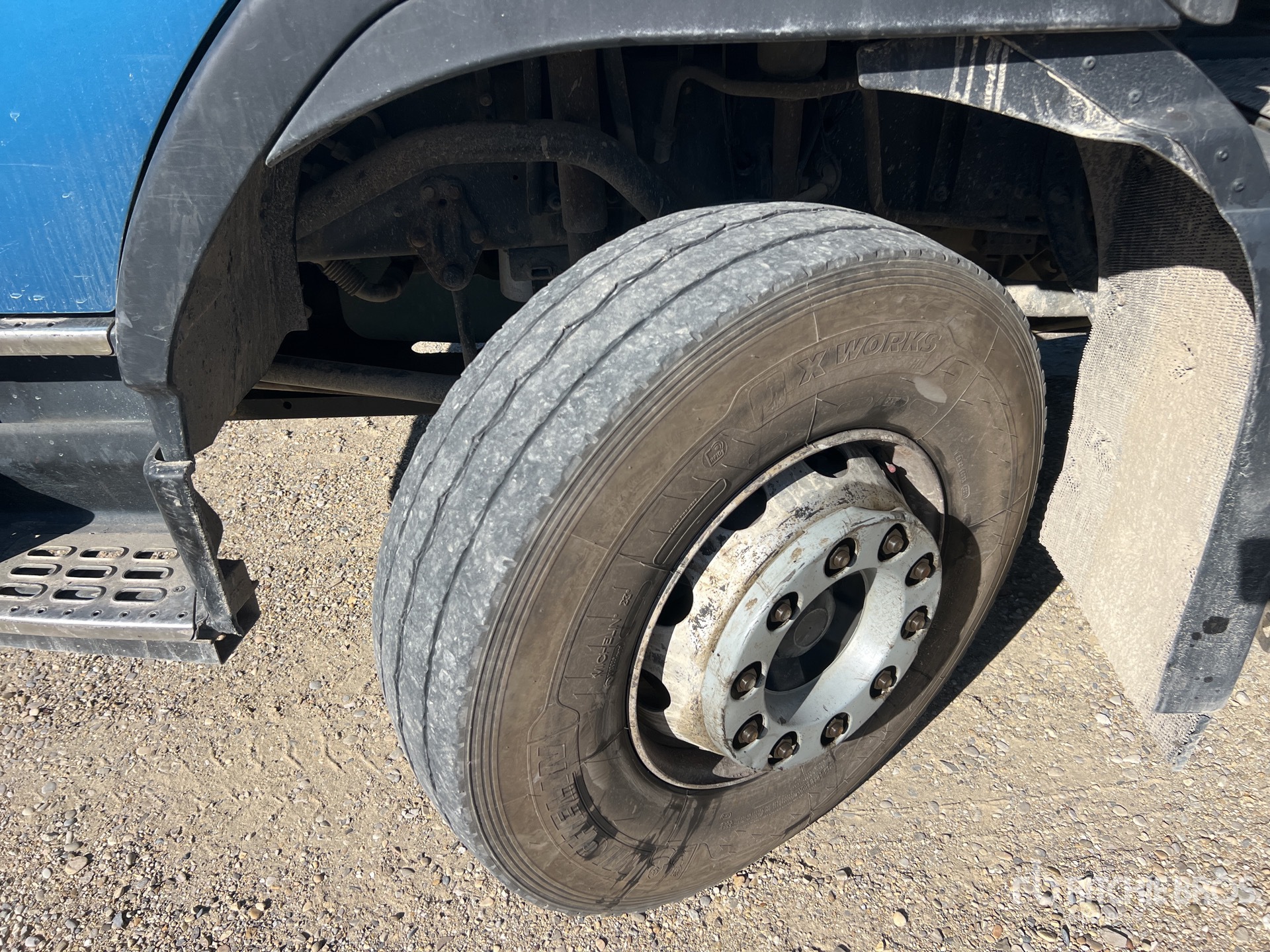 2013 Volvo FMX460