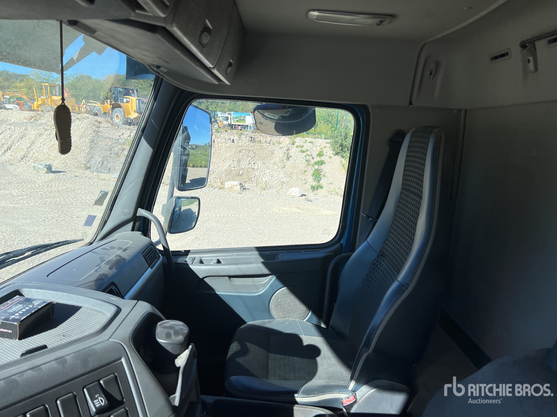 2013 Volvo FMX460