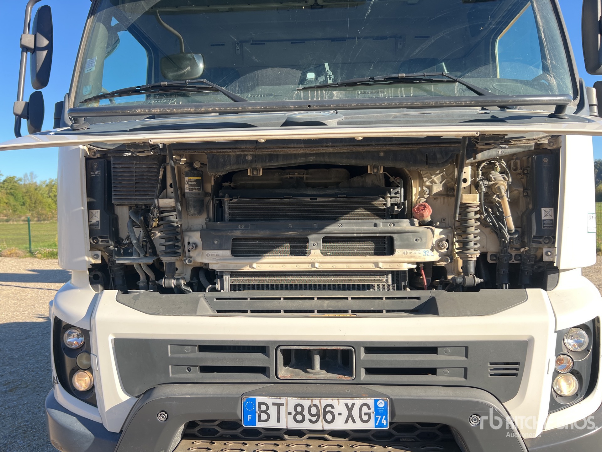 2011 Volvo FMX460