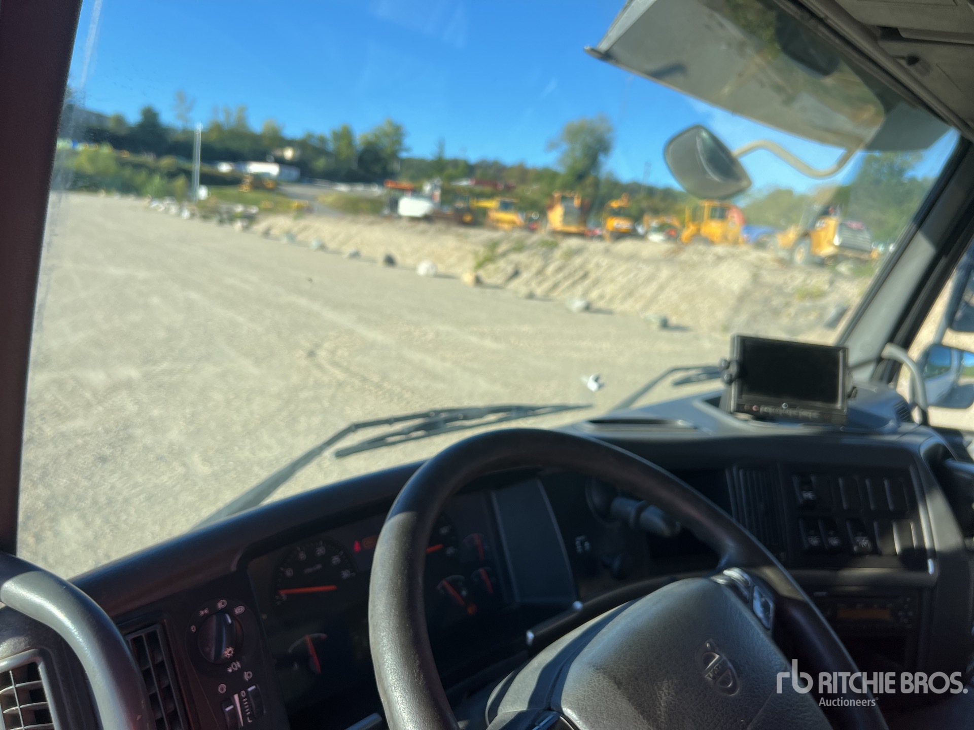 2011 Volvo FMX460