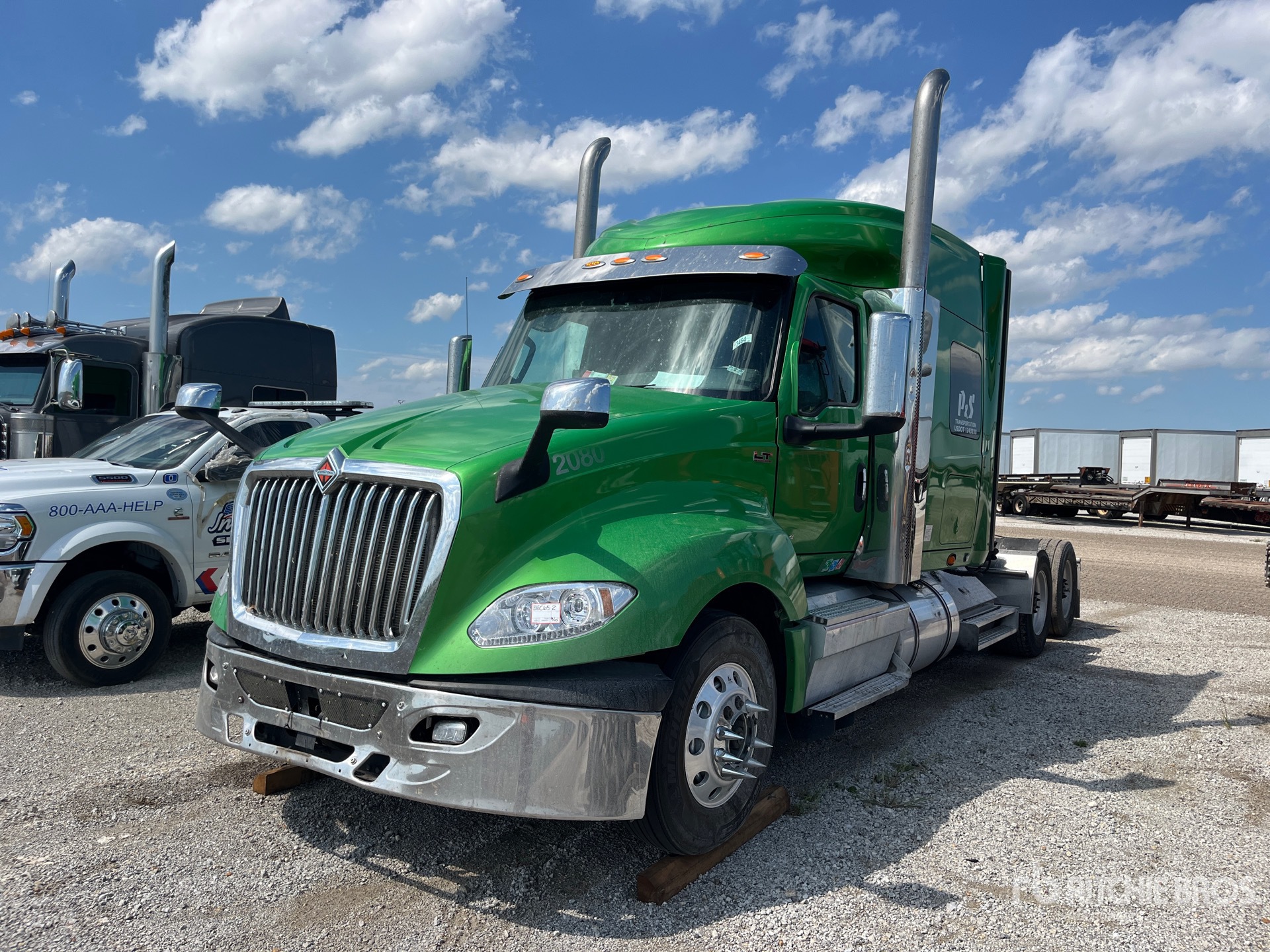 Photo of 2019 International LT625