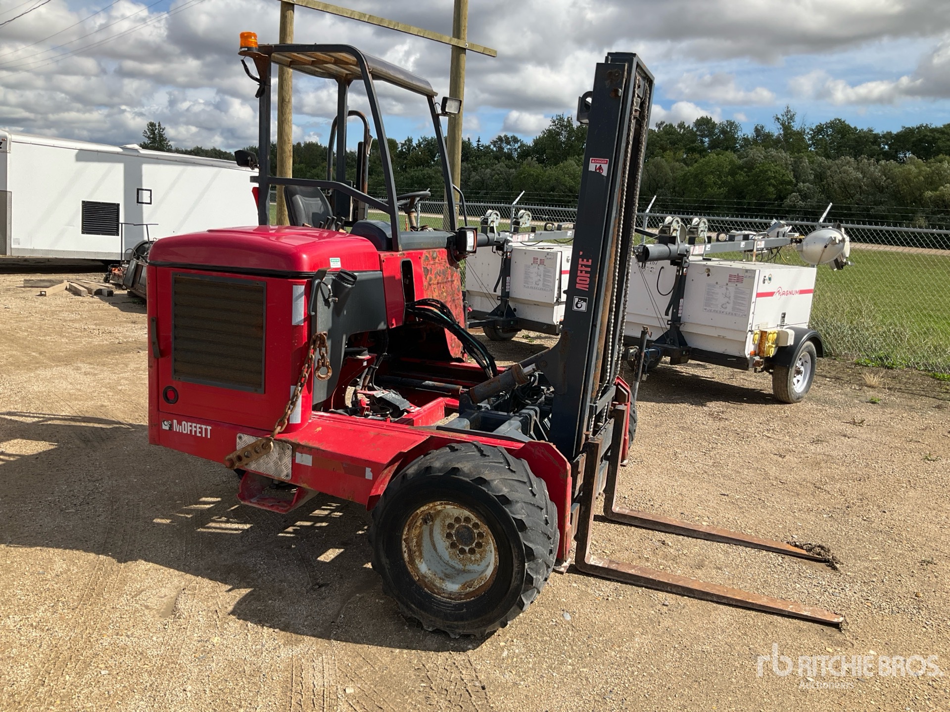2014 Moffett M8 55.3
