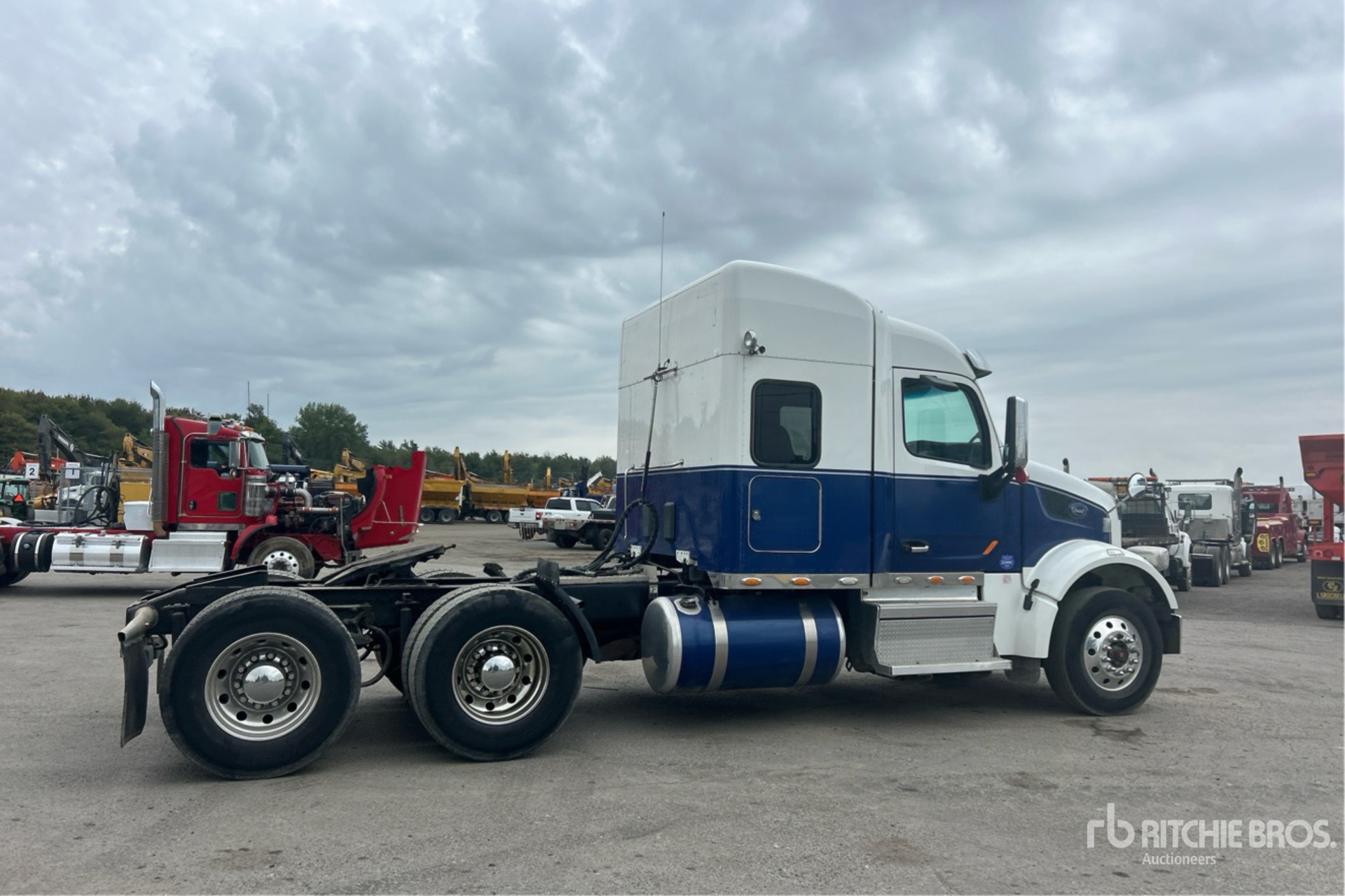 2018 Peterbilt 567
