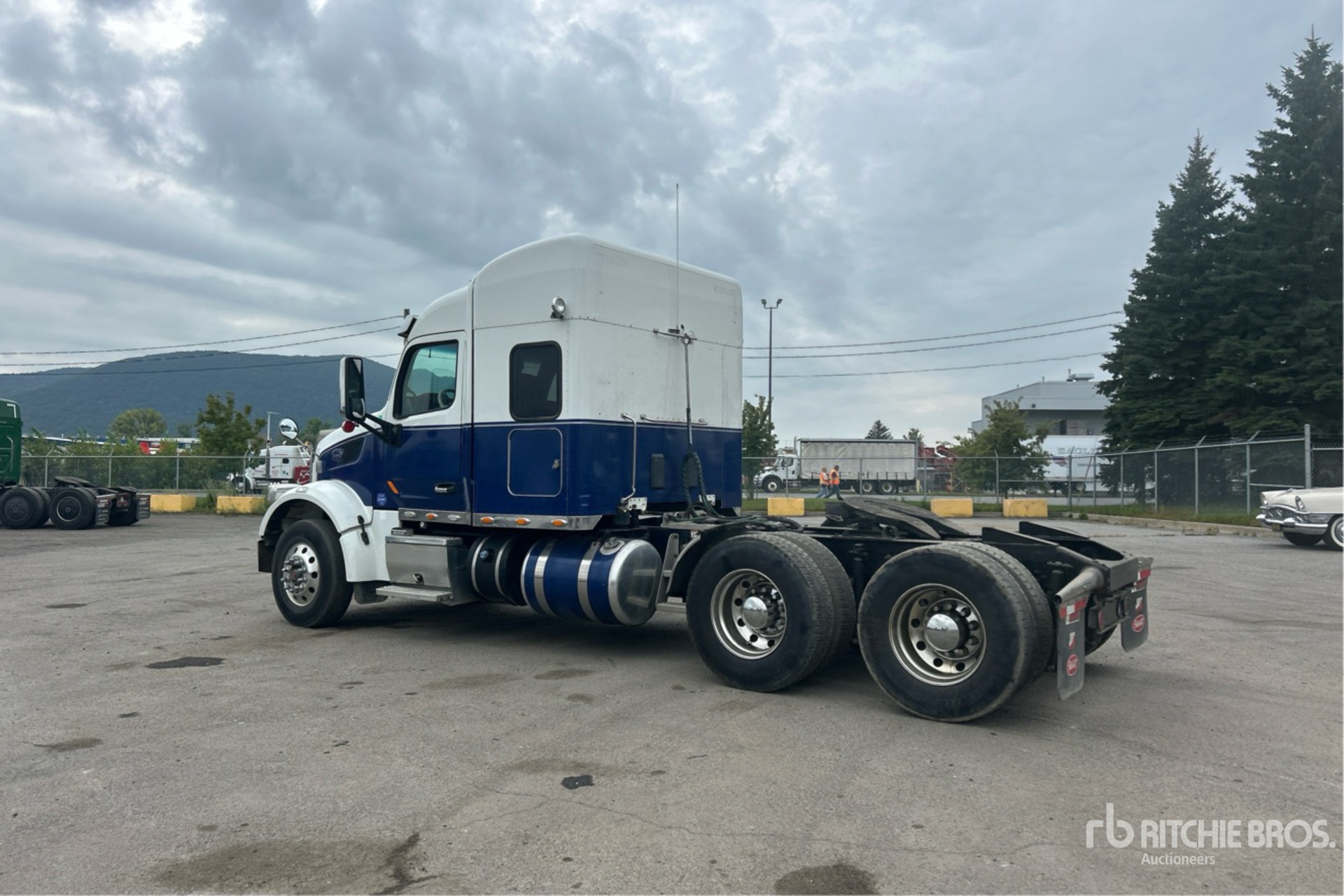 2018 Peterbilt 567