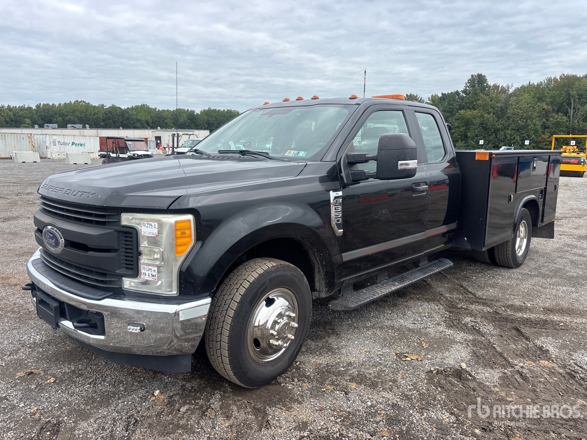 Photo of 2017 Ford F-350