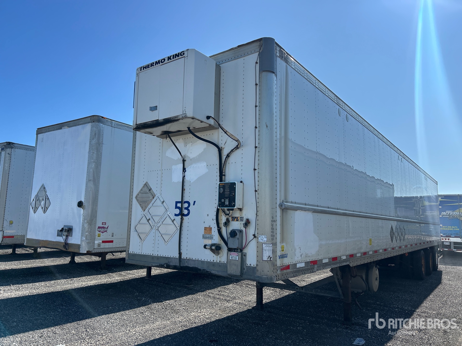 2015 Vanguard 53 ft x 102 in Tri/A Heated