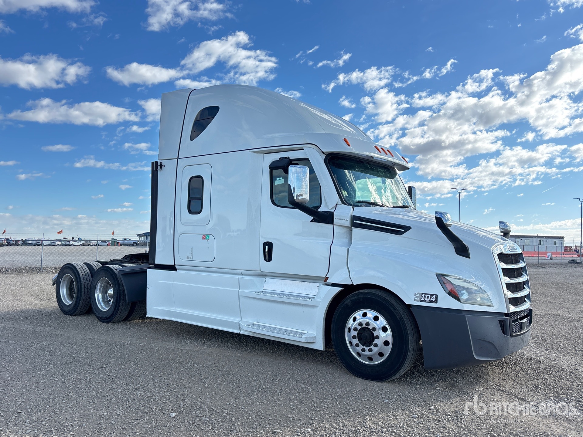2022 Freightliner CASCADIA 126
