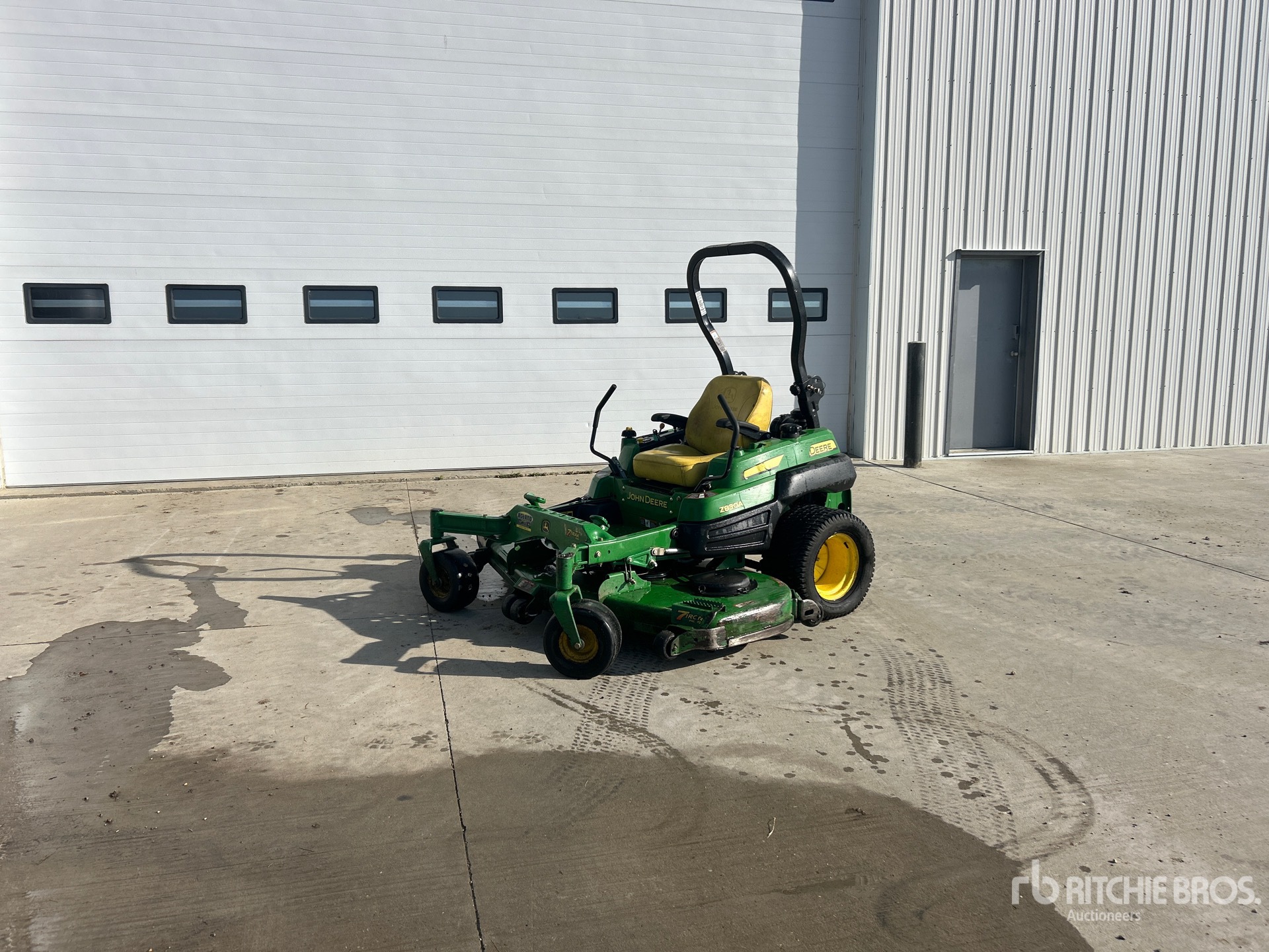 John Deere Z830A
