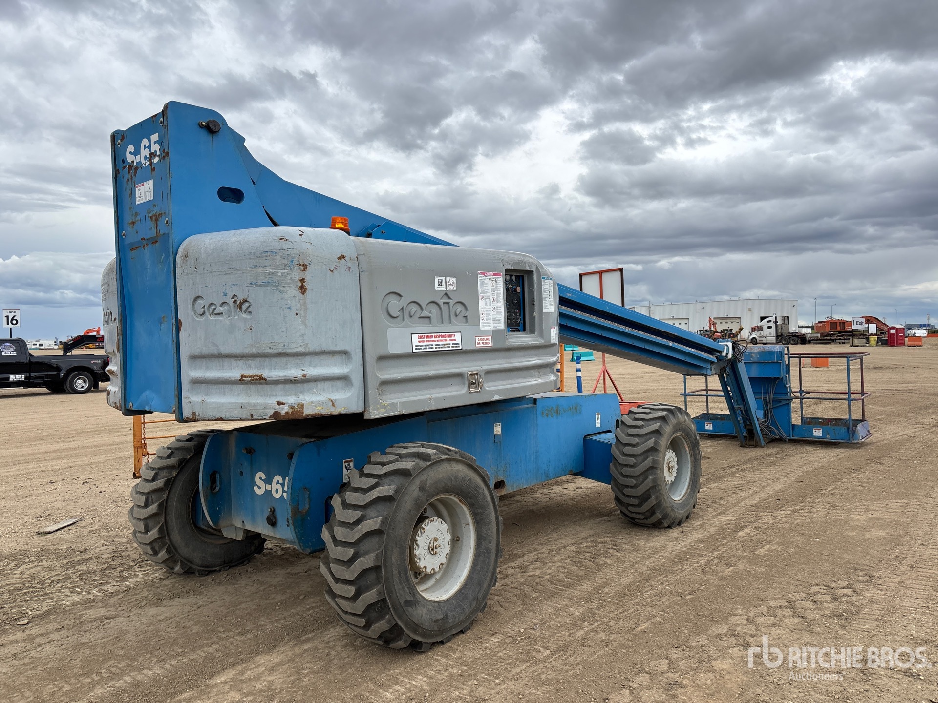 2000 Genie S-65