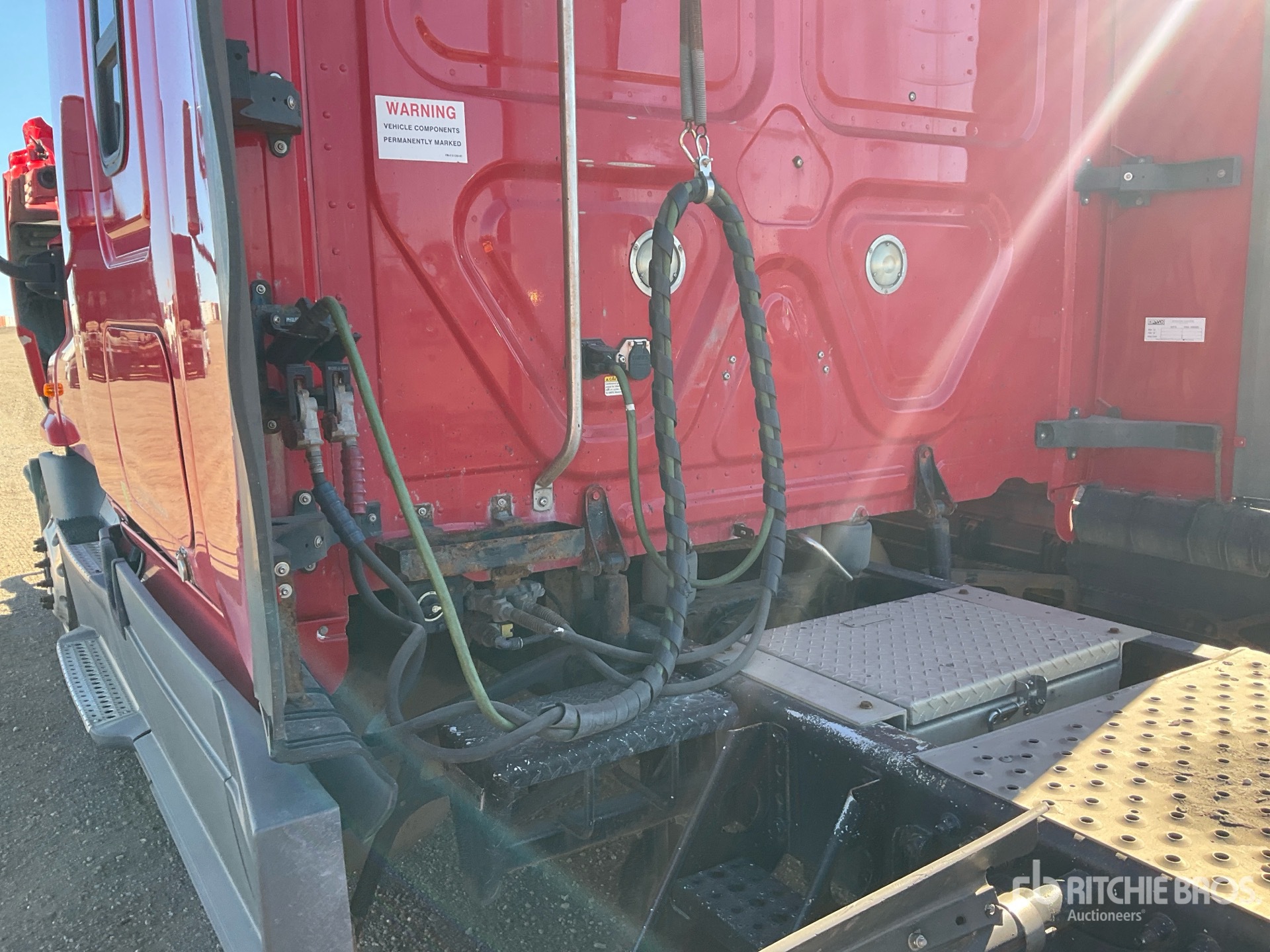 2015 Freightliner CASCADIA 125