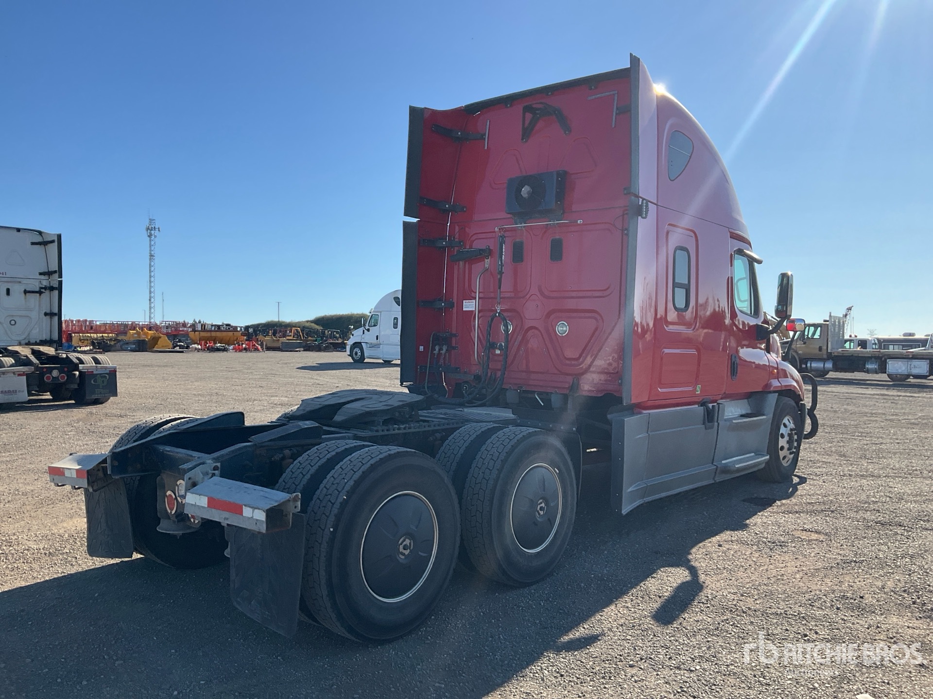 2015 Freightliner CASCADIA 125