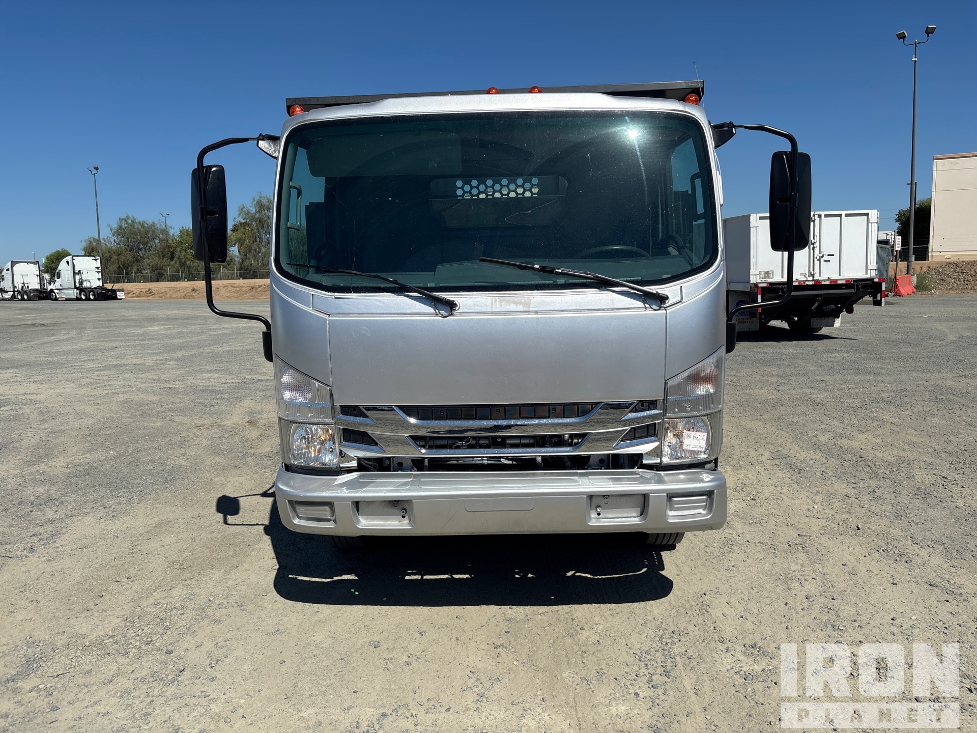 2018 Isuzu NRR