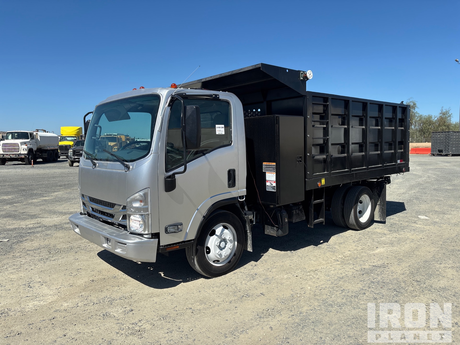 2018 Isuzu NRR