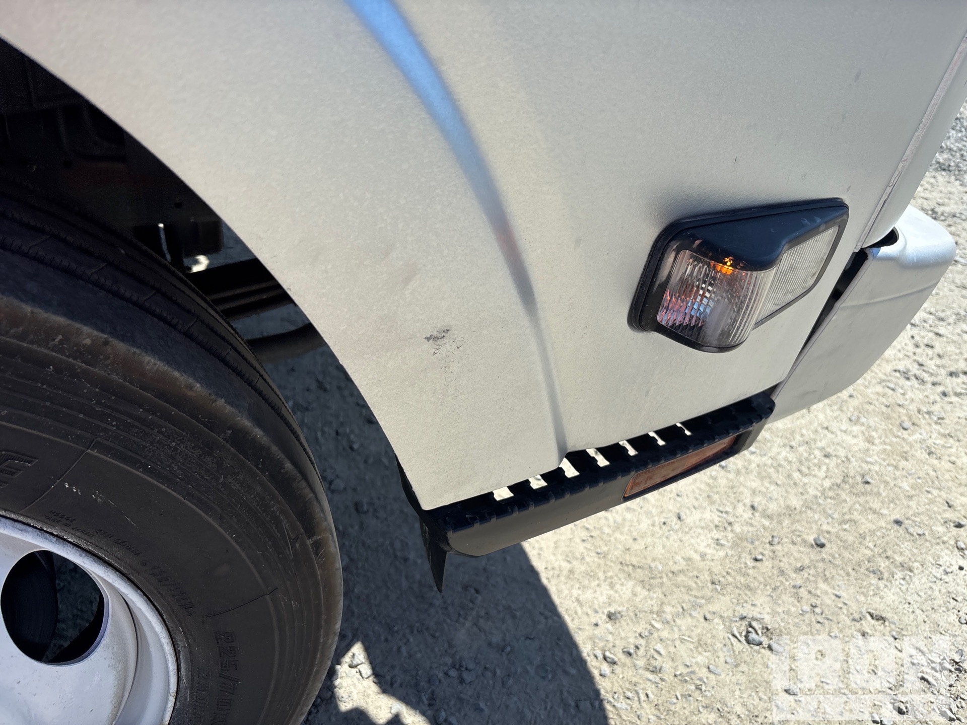 2018 Isuzu NRR