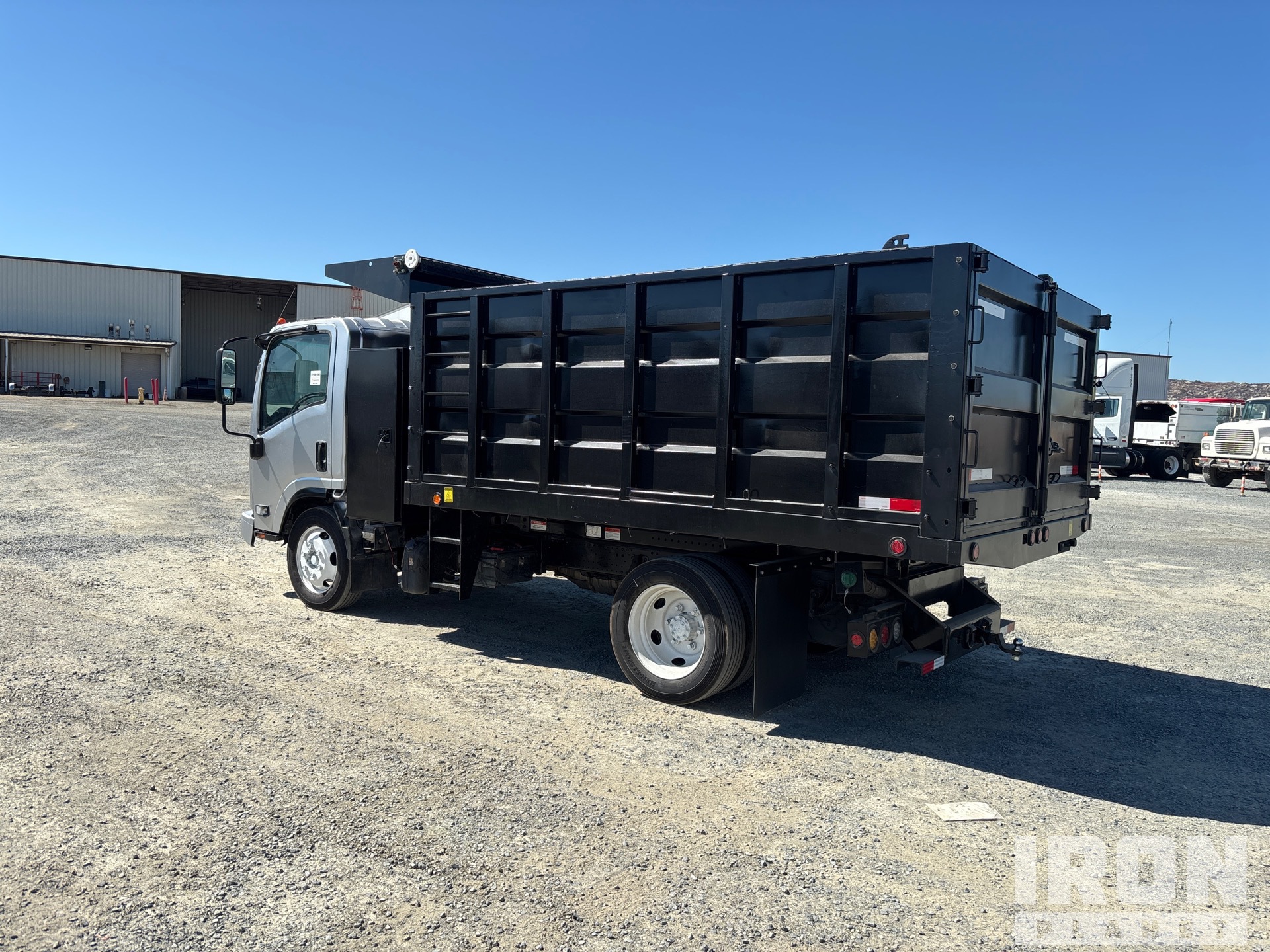 2018 Isuzu NRR