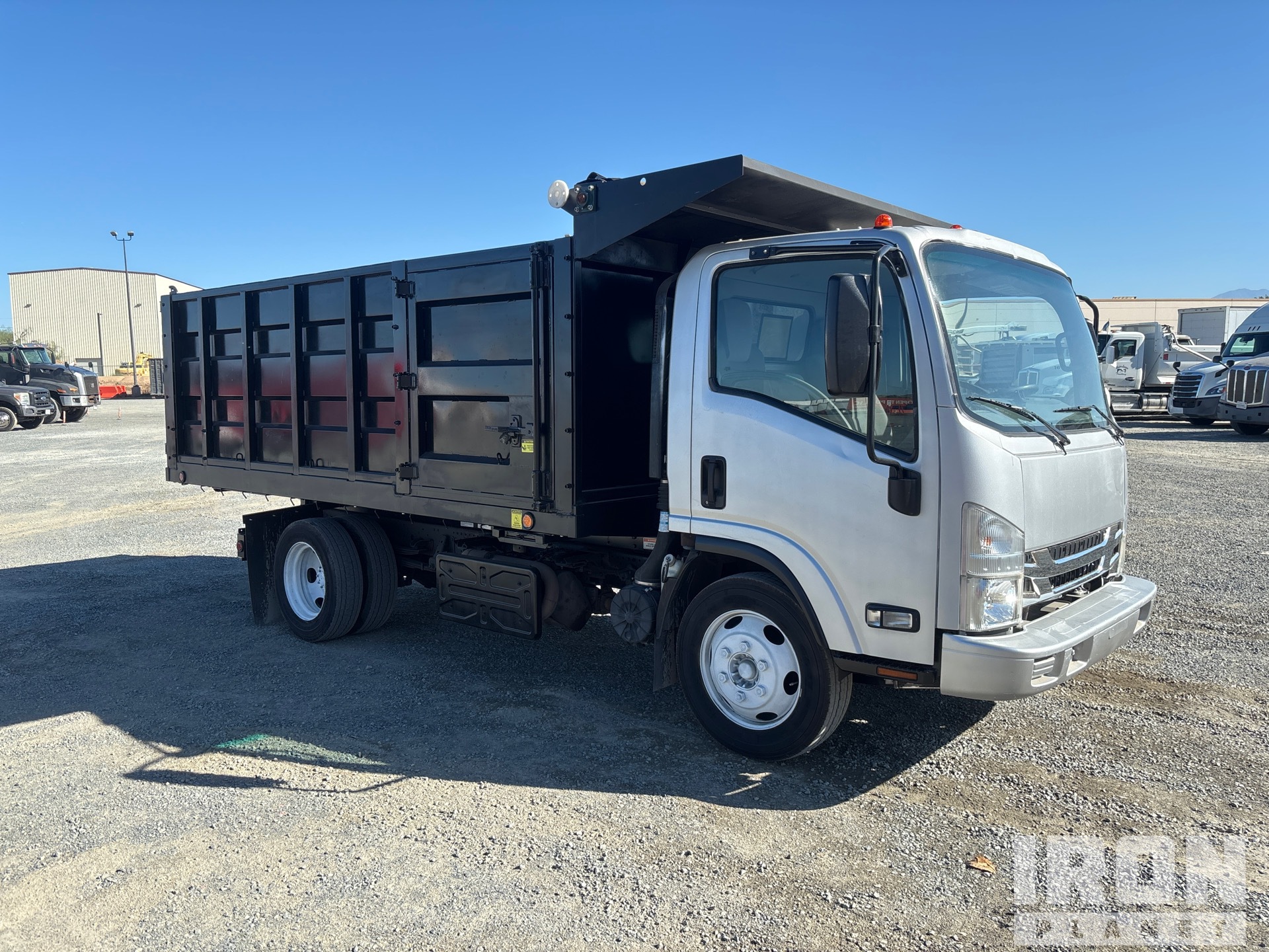 2018 Isuzu NRR