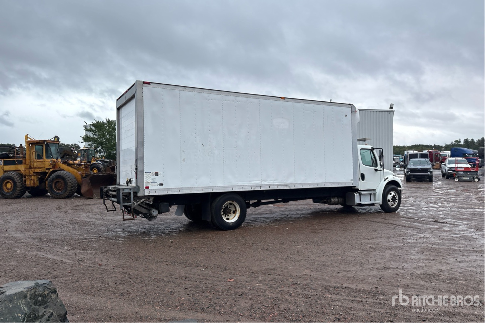 2019 Freightliner M2 106