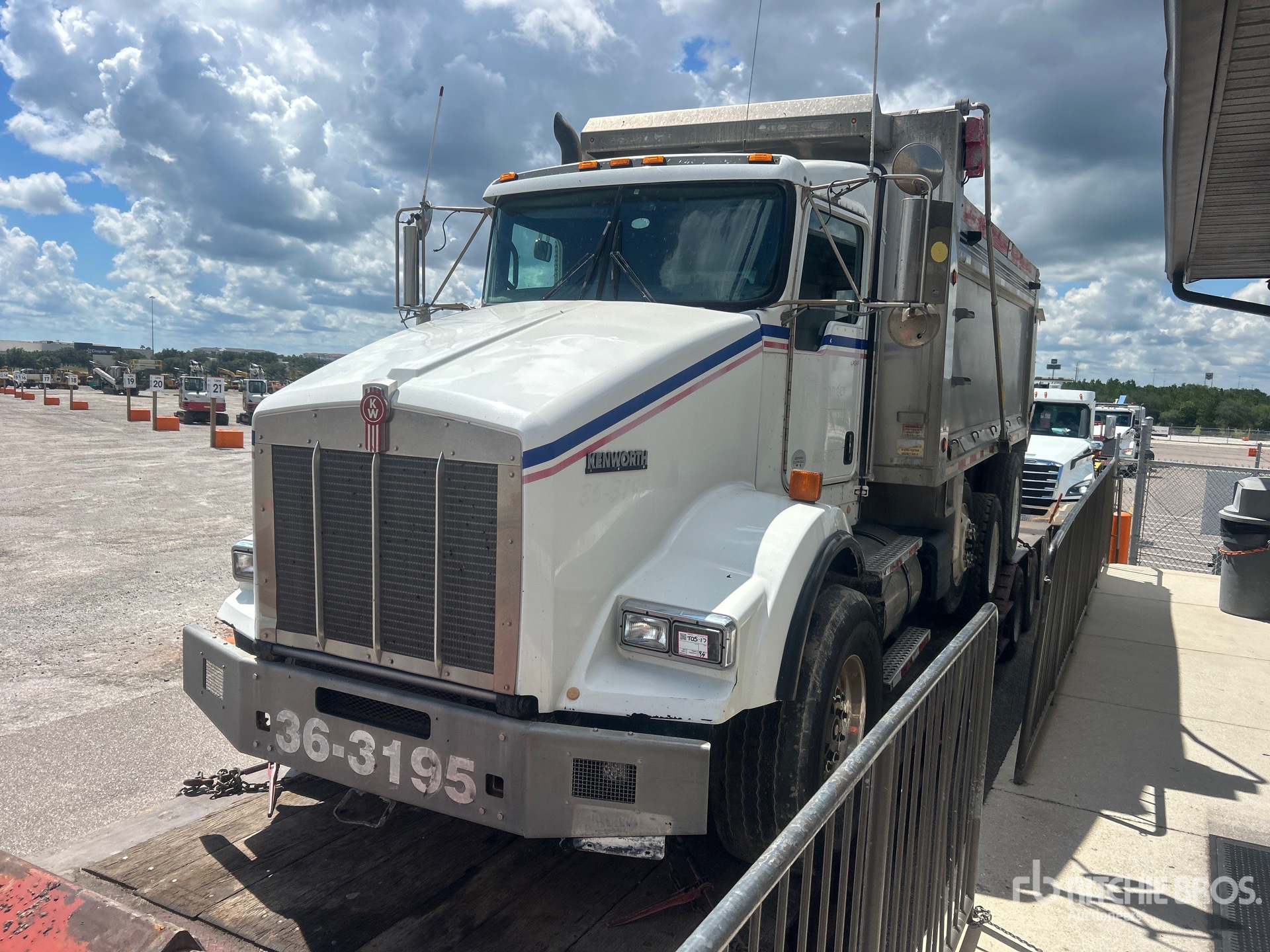 2015 Kenworth T800