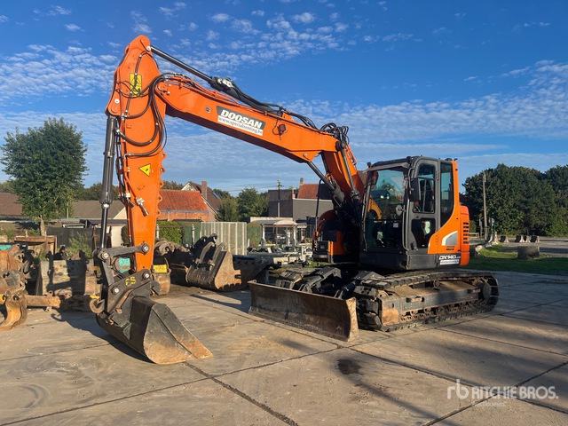 2020 Doosan DX140LCR-5 Tracked Excavator