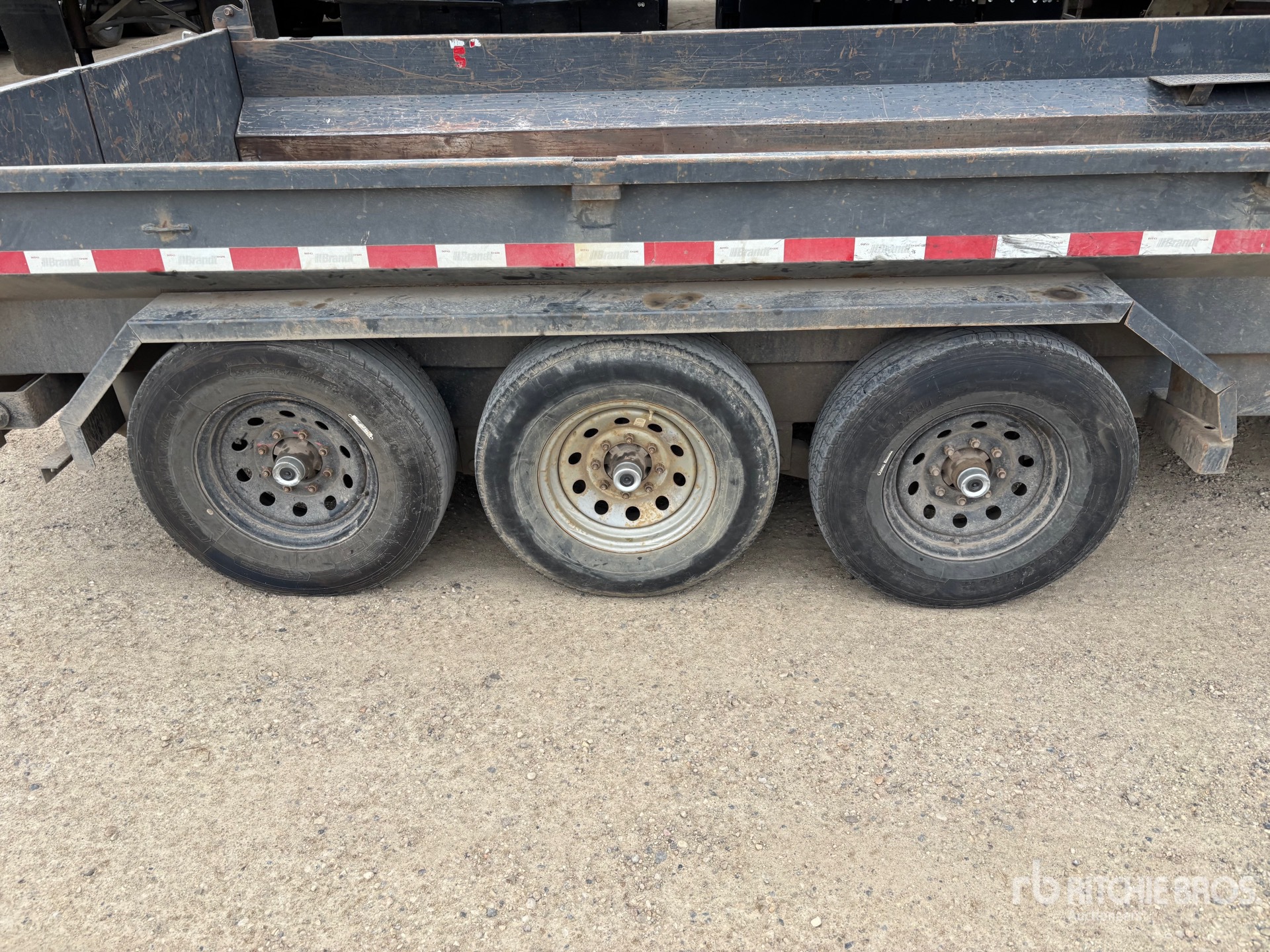 2019 Brandt UPD1116