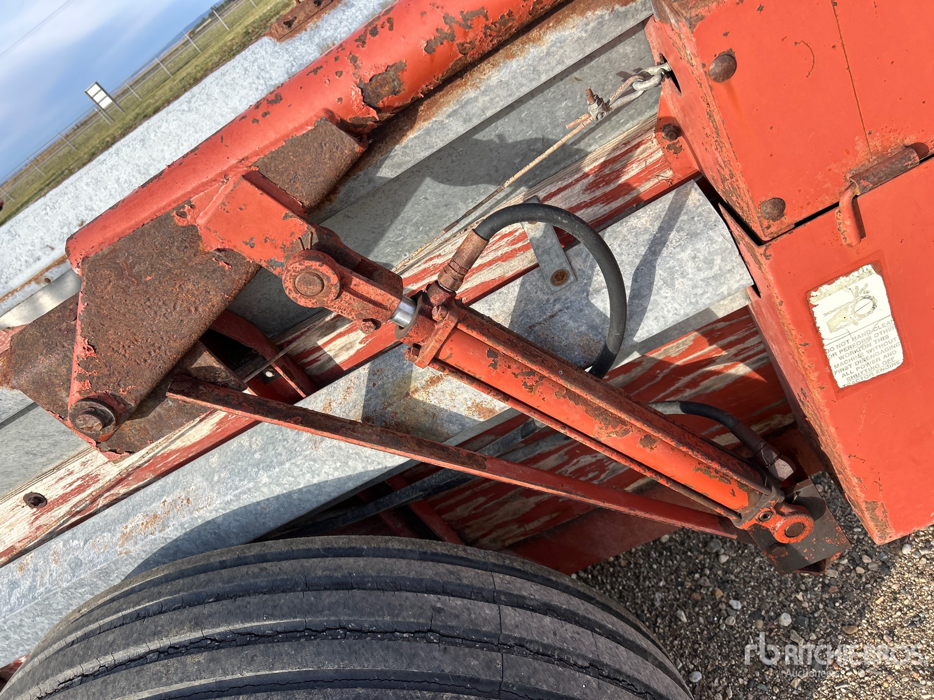 Hesston S310