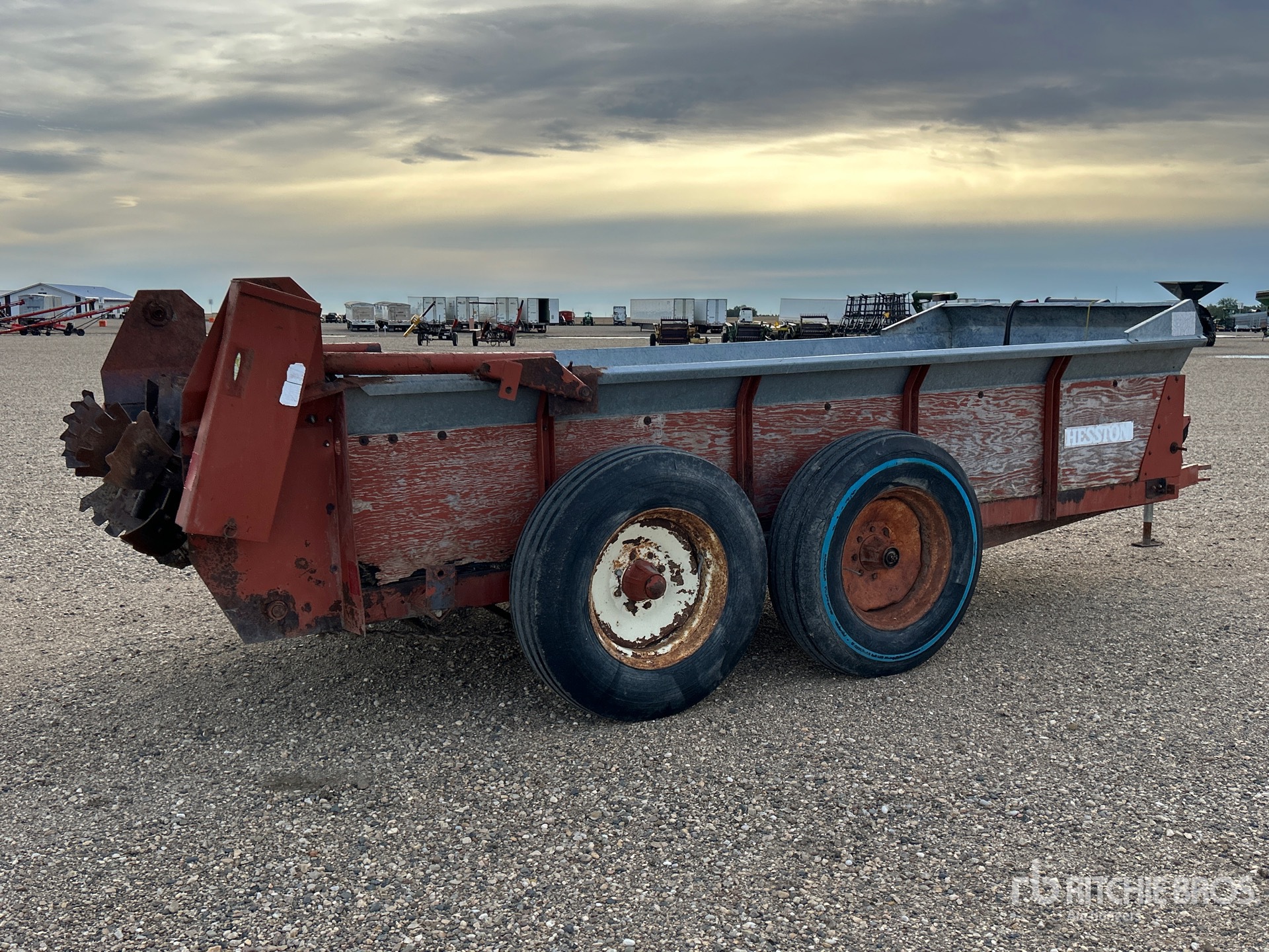 Hesston S310