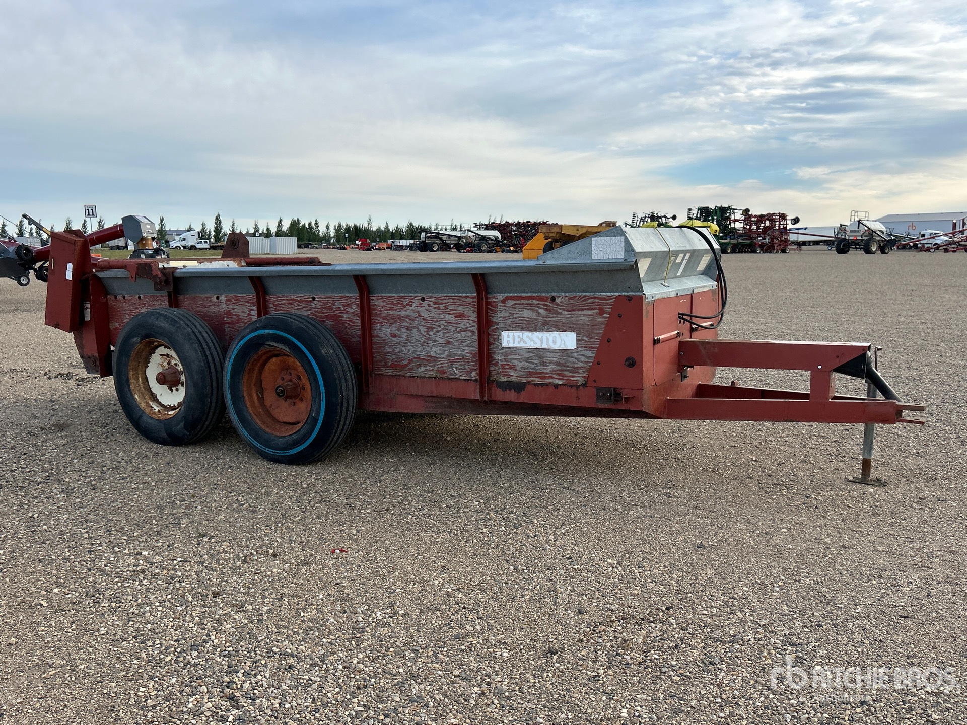 Hesston S310