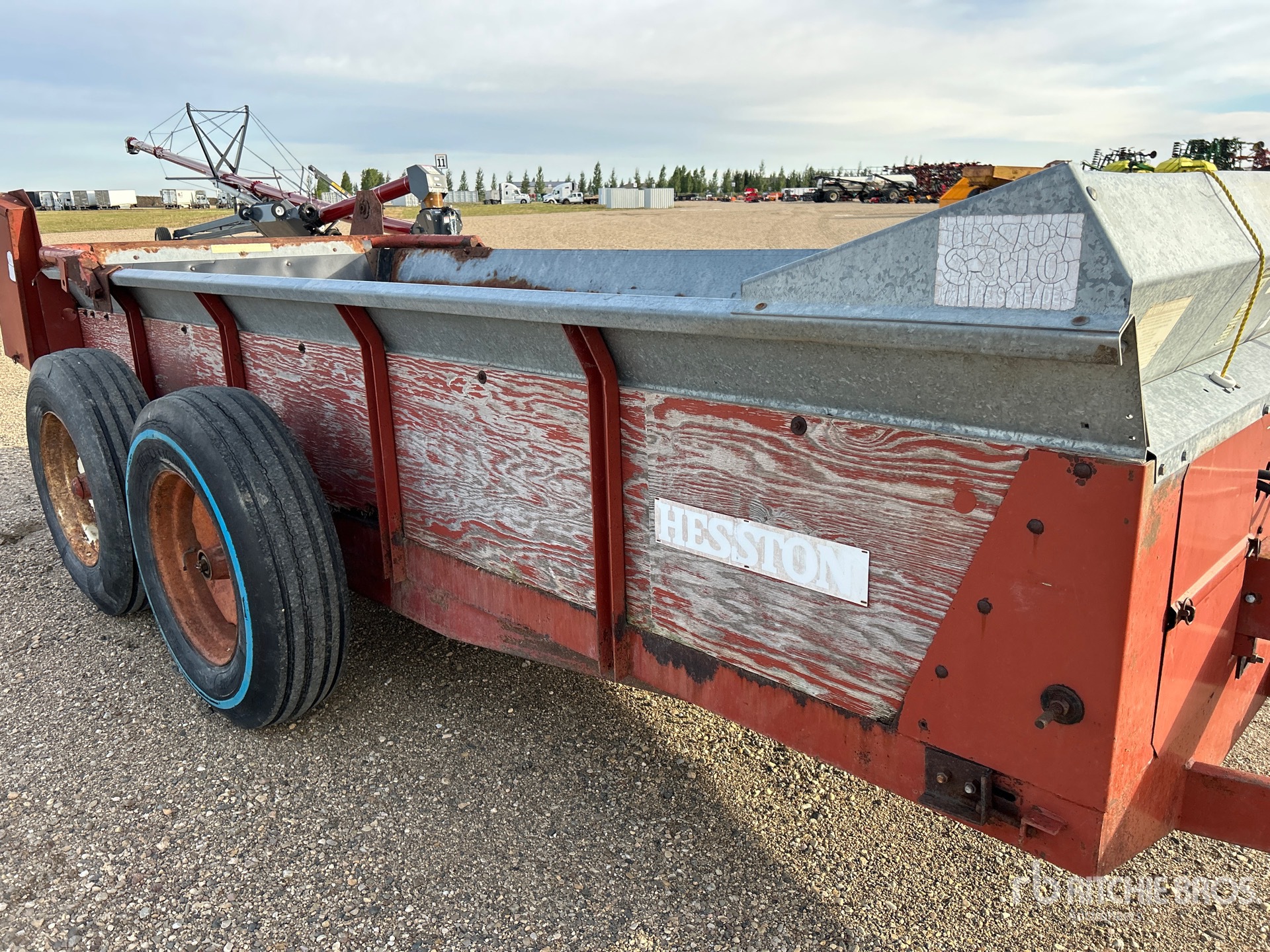Hesston S310