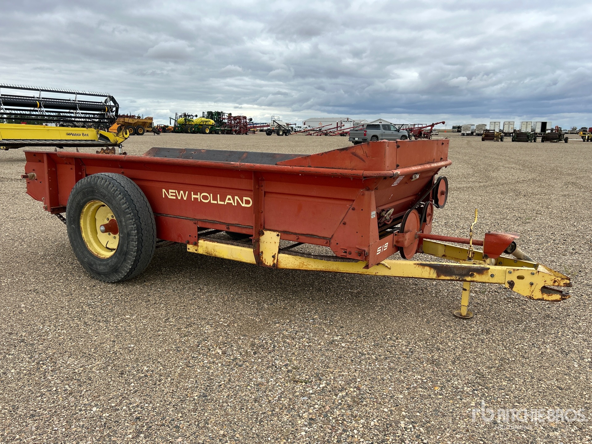 1983 New Holland 519